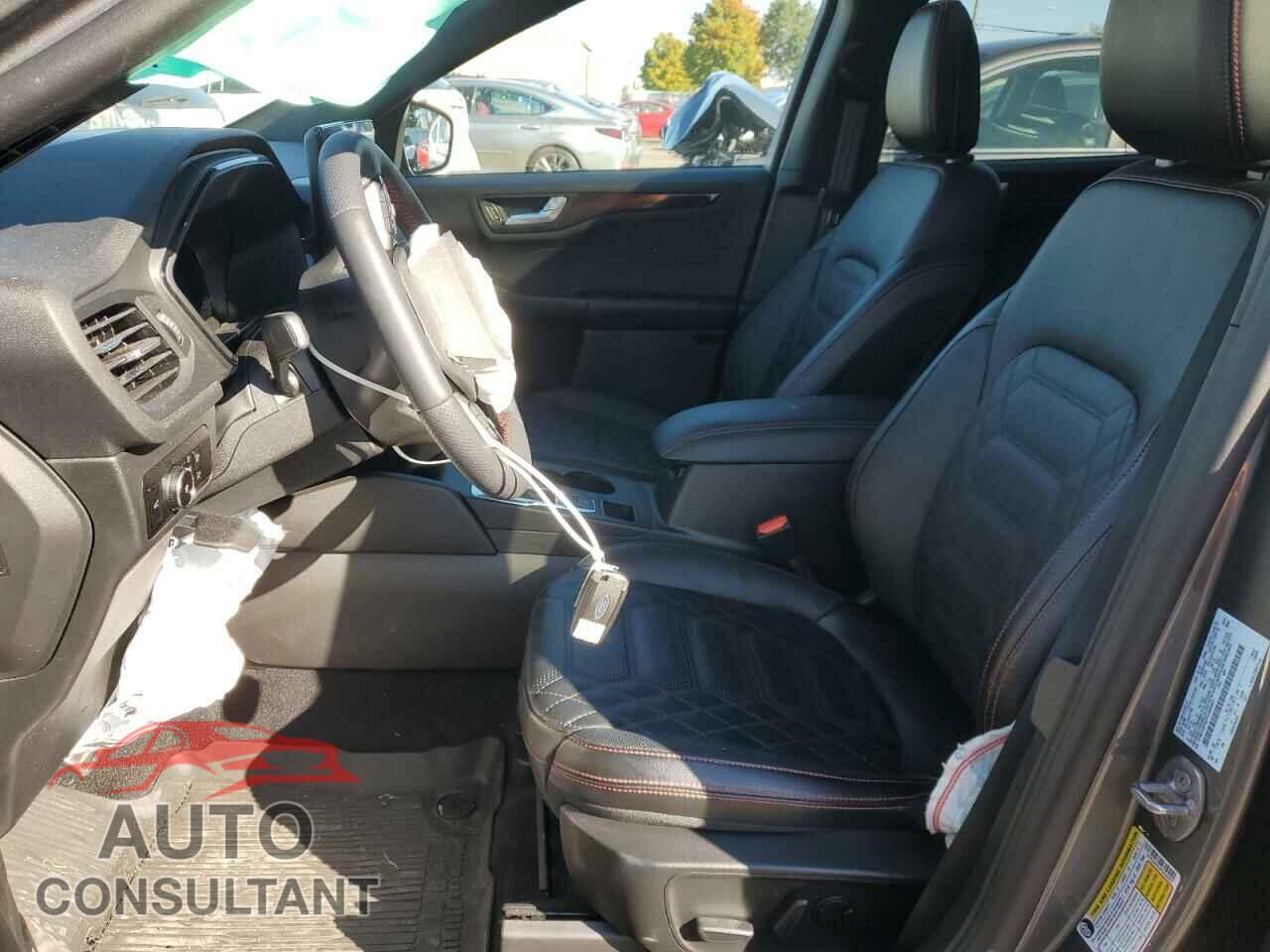 FORD ESCAPE ST 2023 - 1FMCU9PA2PUA02027