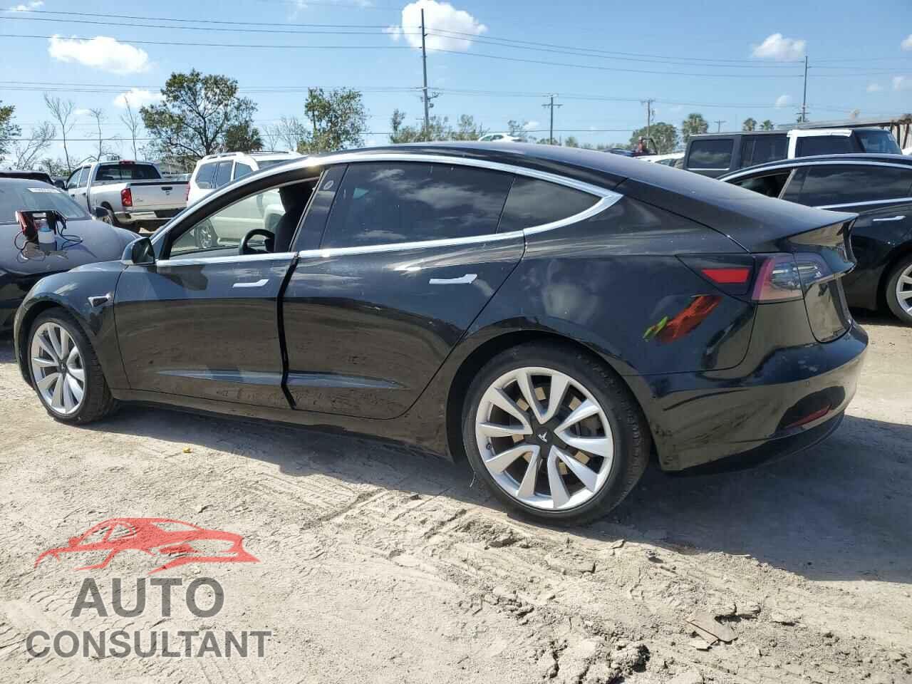 TESLA MODEL 3 2018 - 5YJ3E1EA5JF050479