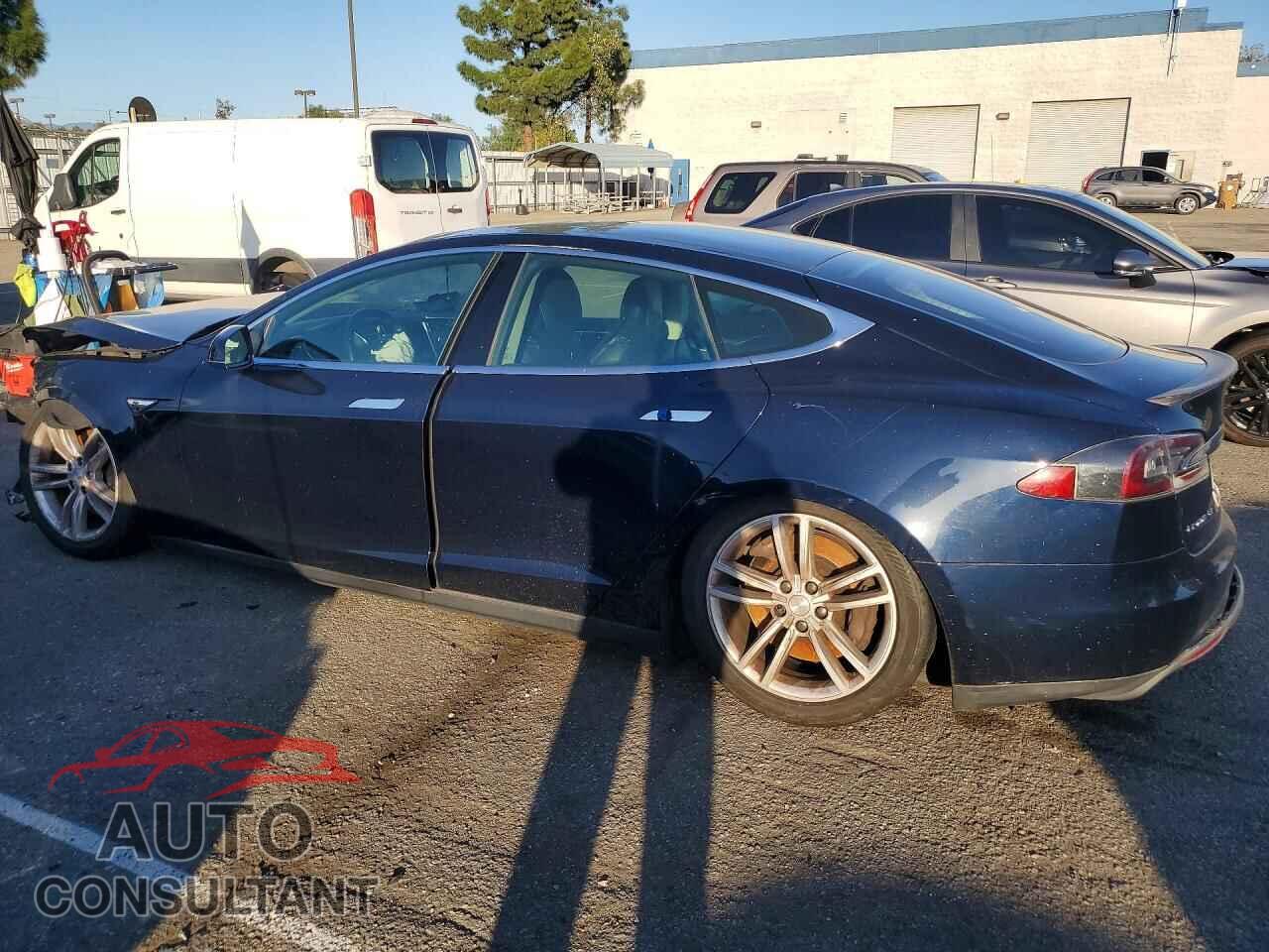 TESLA MODEL S 2013 - 5YJSA1CP4DFP17223