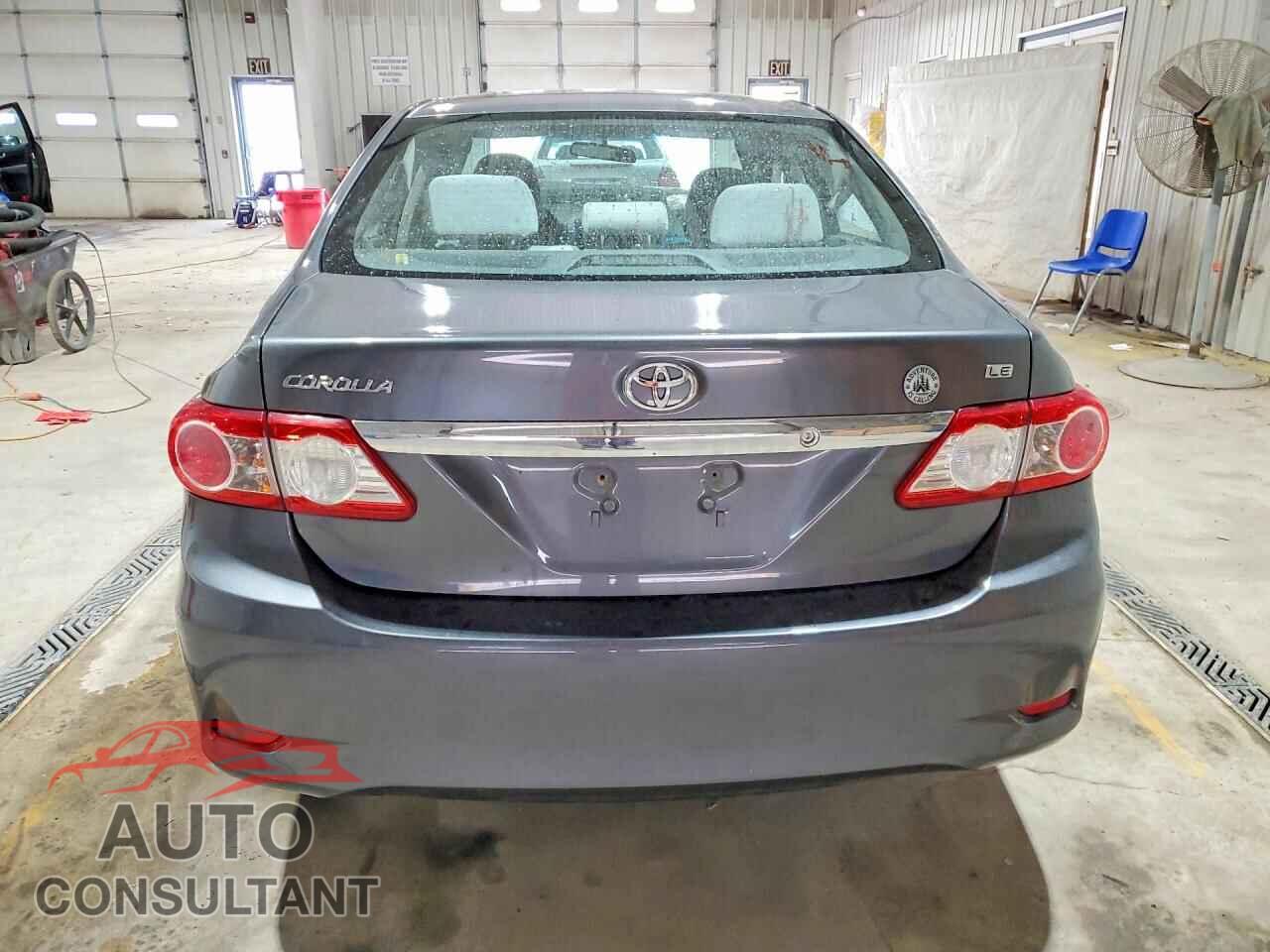 TOYOTA COROLLA 2011 - 2T1BU4EE9BC678845