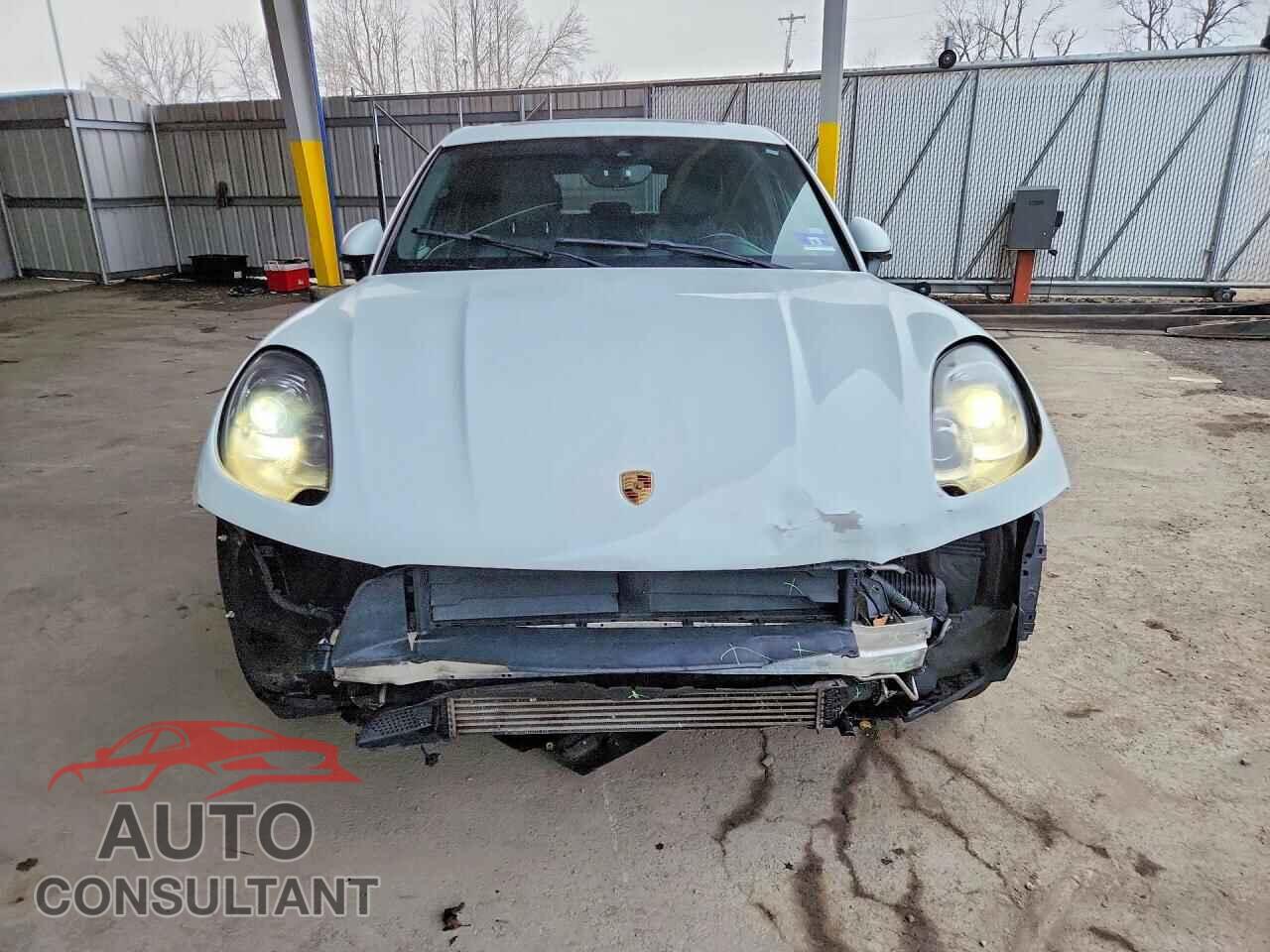 PORSCHE MACAN 2017 - WP1AA2A52HLB83398