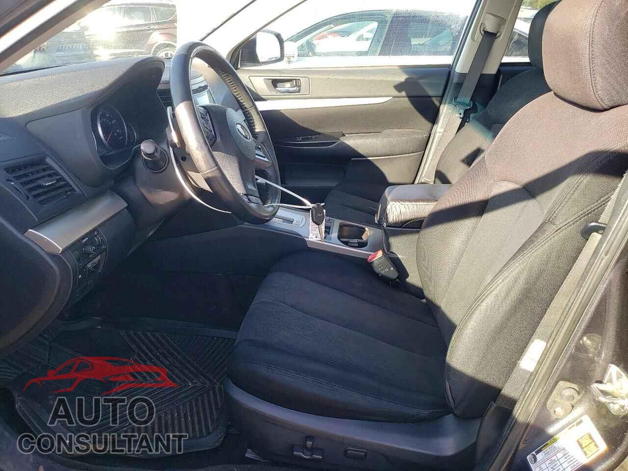 SUBARU OUTBACK 2013 - 4S4BRBCC7D3247290