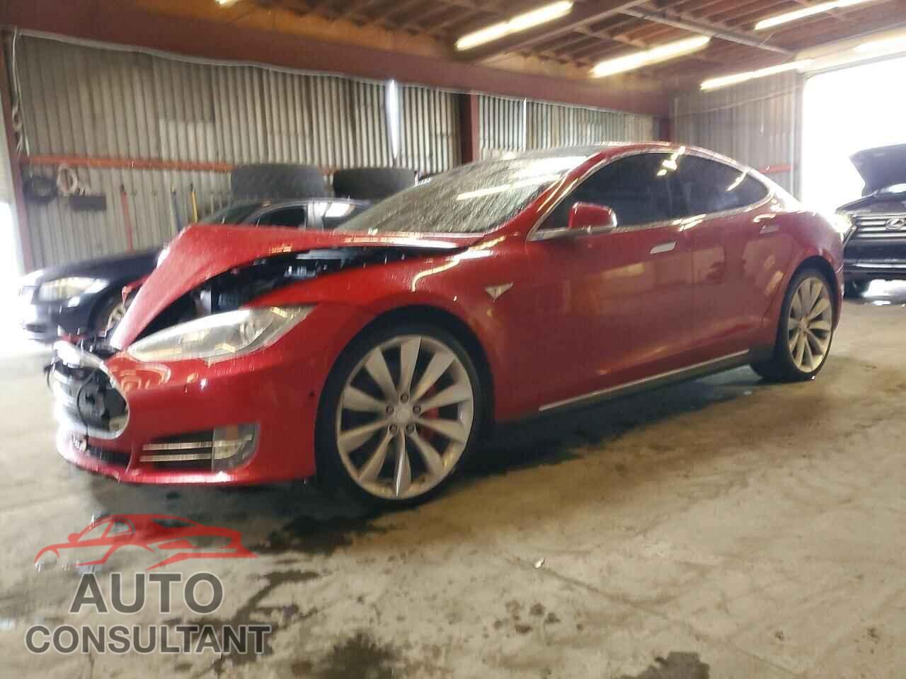 TESLA MODEL S 2015 - 5YJSA1E47FF109217