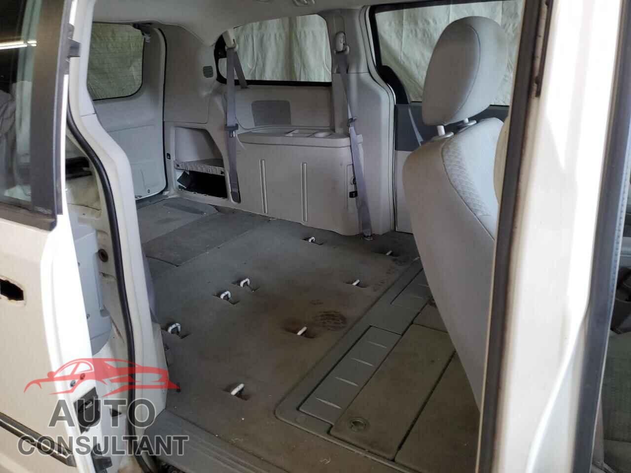 DODGE CARAVAN 2010 - 2D4RN5D18AR190813