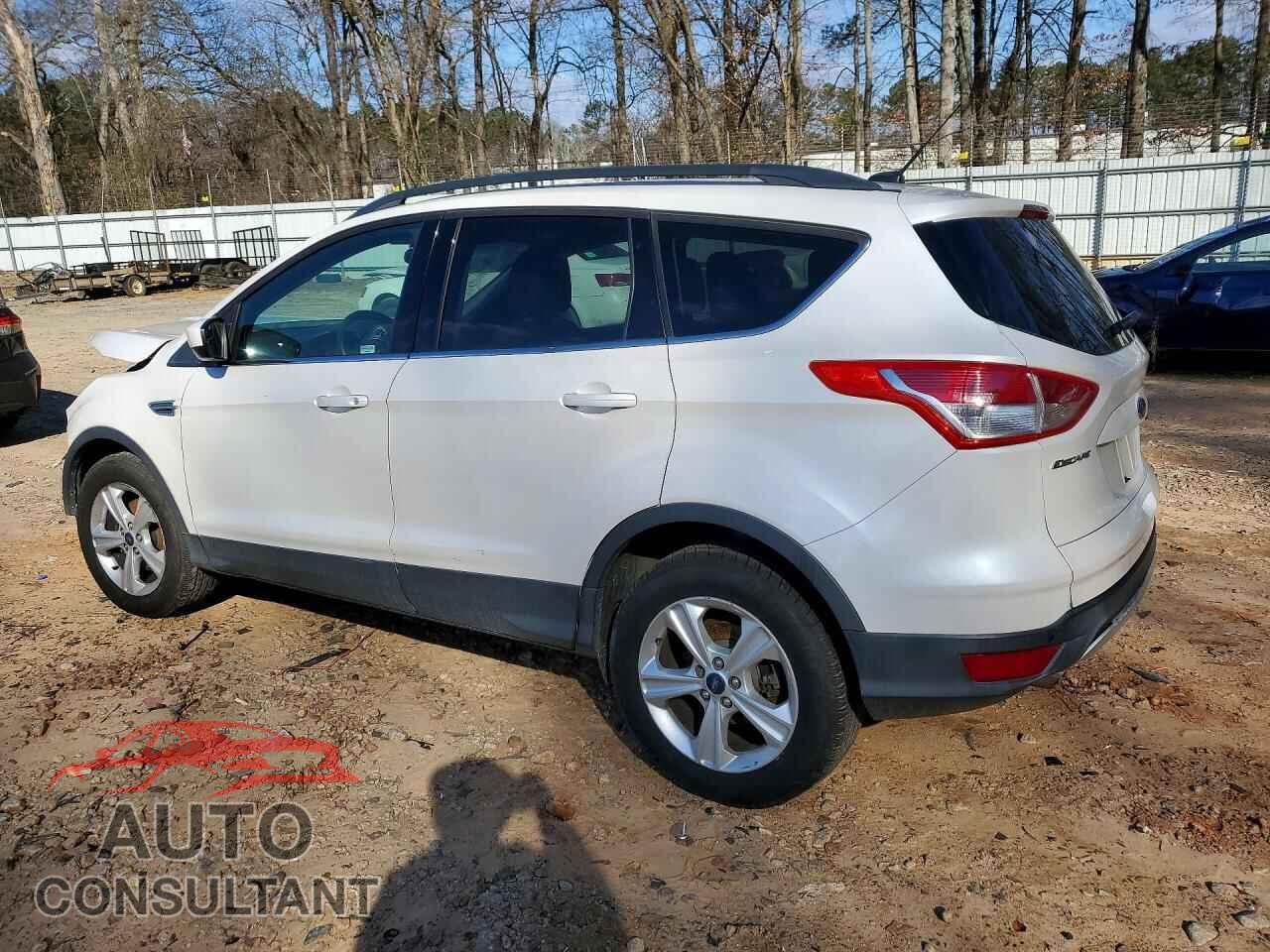 FORD ESCAPE 2015 - 1FMCU0GX4FUB62800