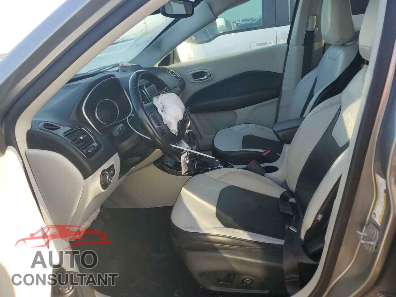 JEEP COMPASS 2020 - 3C4NJCCB2LT187475