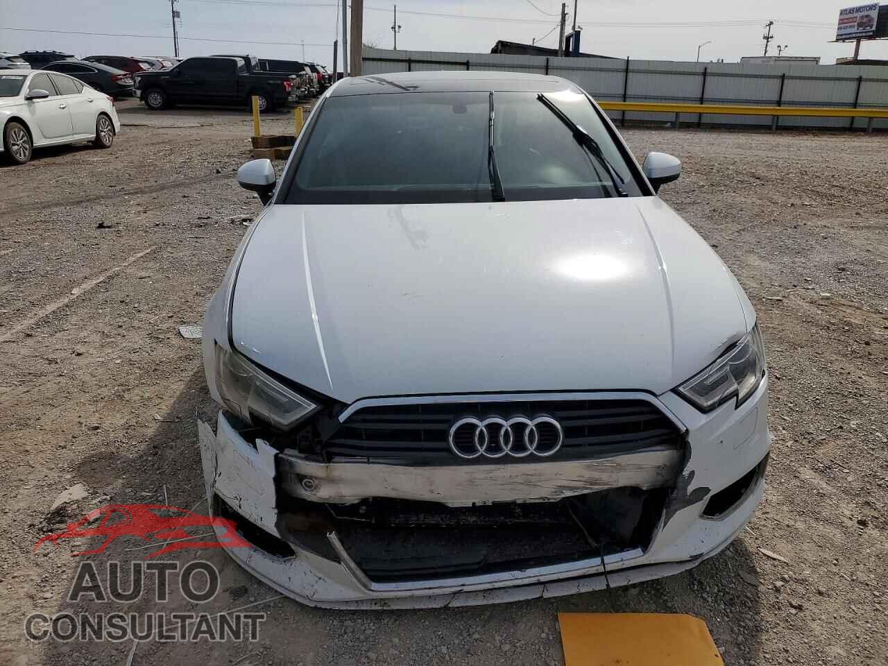 AUDI A3 2017 - WAUAUGFF5H1042518