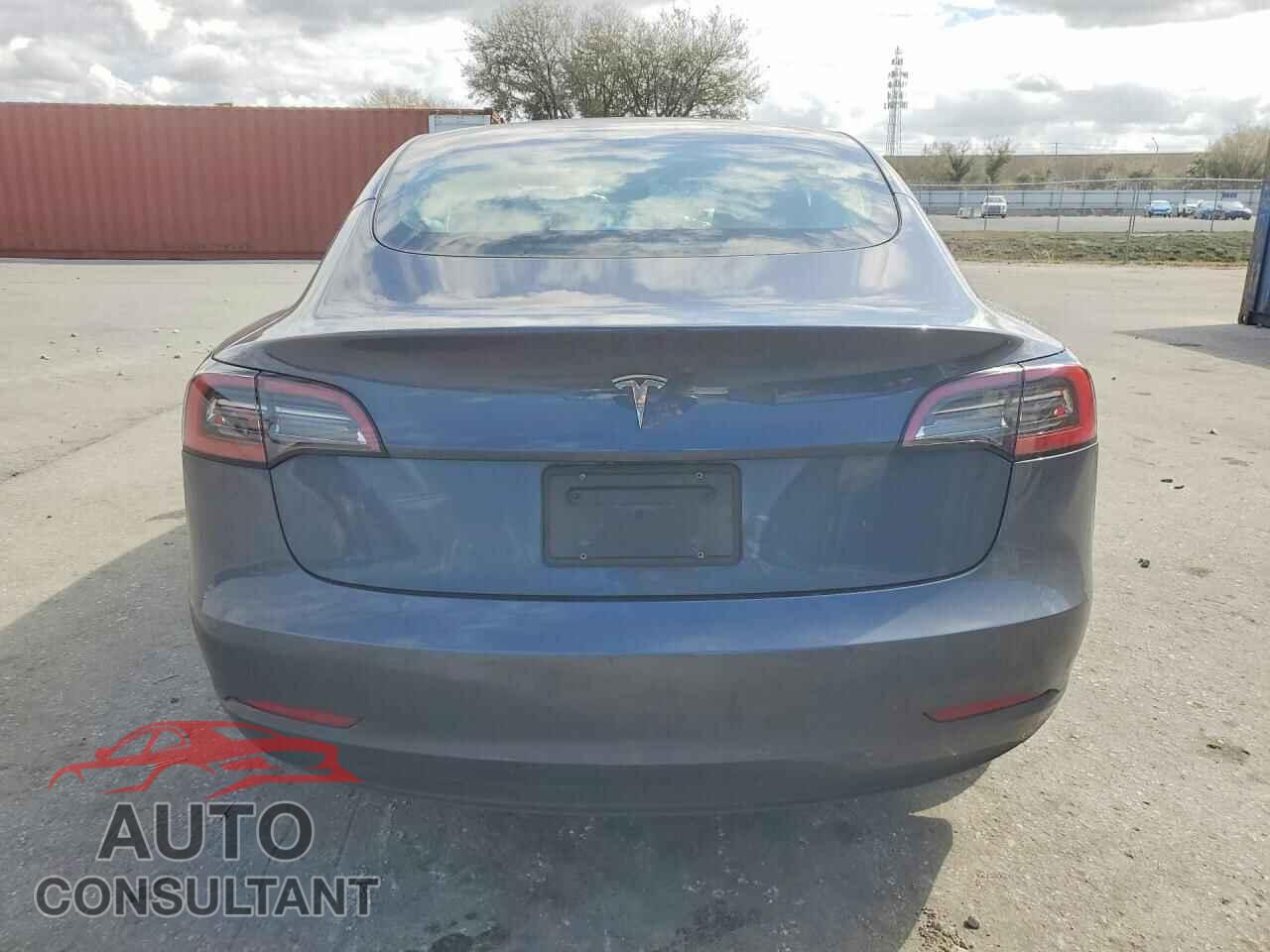 TESLA MODEL 3 2023 - 5YJ3E1EA2PF600102