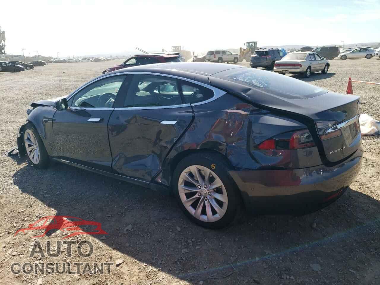 TESLA MODEL S 2017 - 5YJSA1E25HF182149