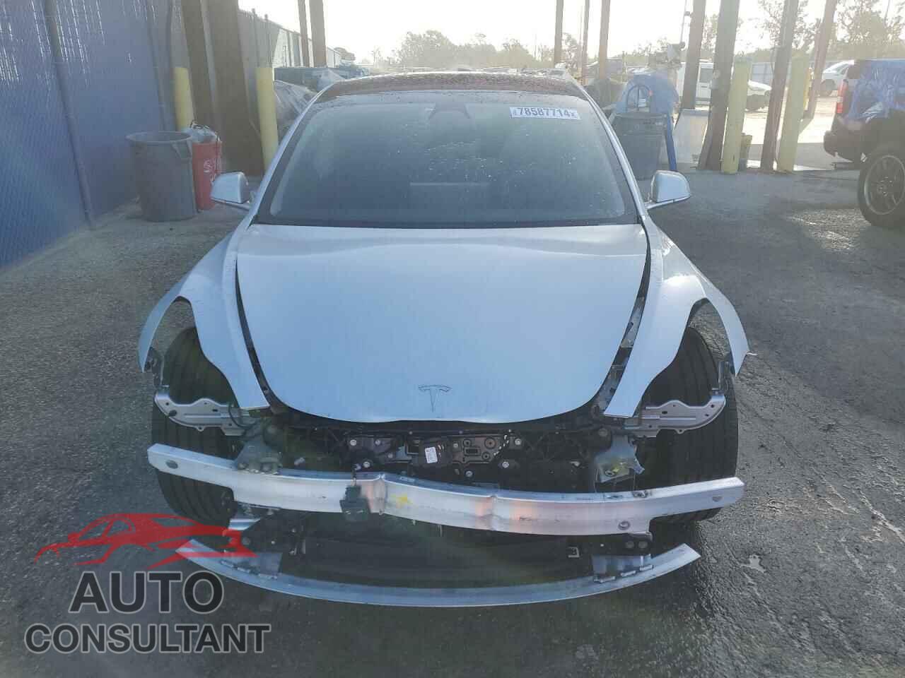 TESLA MODEL 3 2018 - 5YJ3E1EA6JF052189