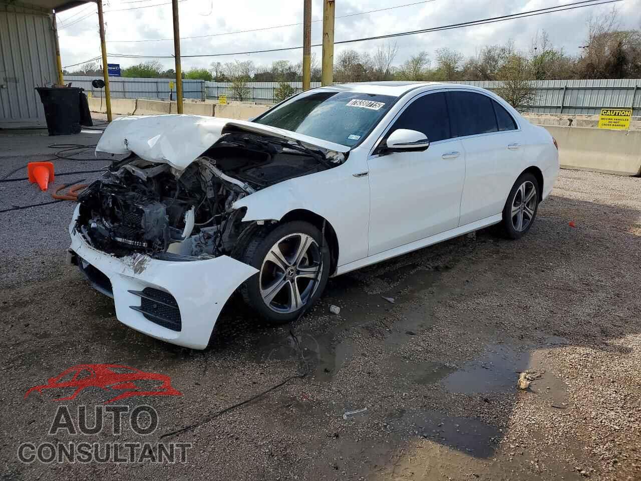 MERCEDES-BENZ E-CLASS 2019 - WDDZF4KB7KA573377