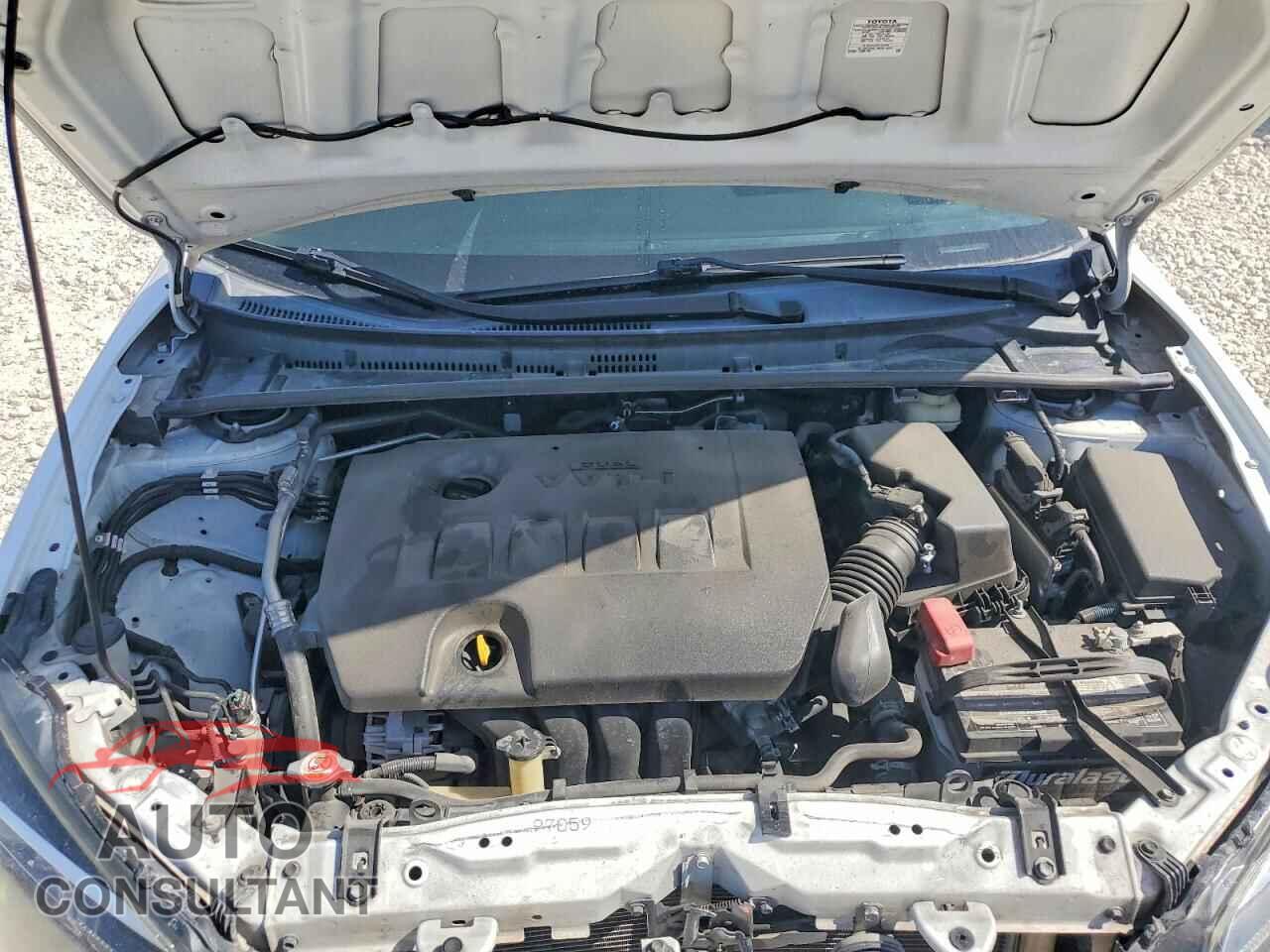 TOYOTA COROLLA 2017 - 2T1BURHEXHC816412