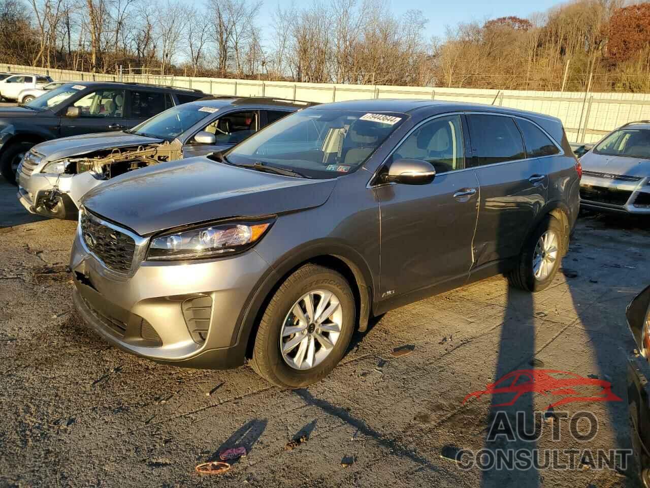 KIA SORENTO 2019 - 5XYPGDA3XKG461469