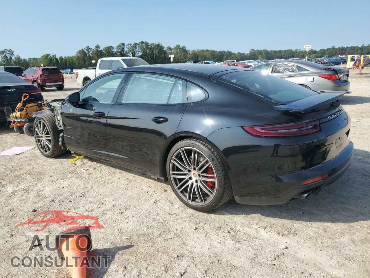 PORSCHE PANAMERA 2019 - WP0BF2A70KL167006