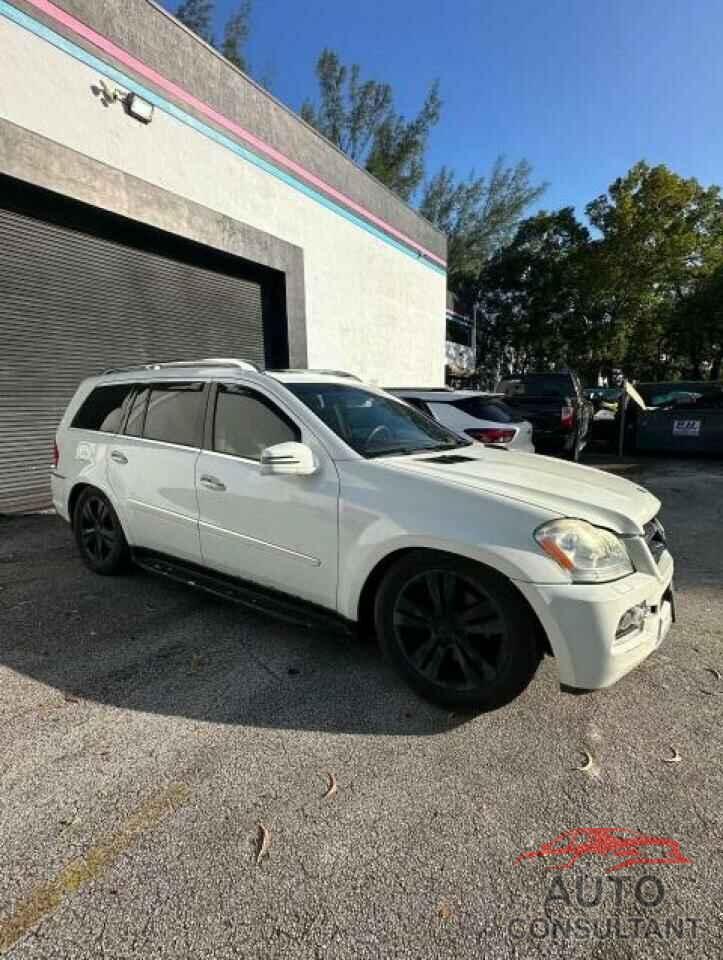 MERCEDES-BENZ GL-CLASS 2011 - 4JGBF7BE0BA710100