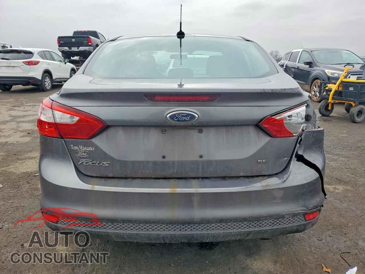 FORD FOCUS 2012 - 1FAHP3F22CL297547