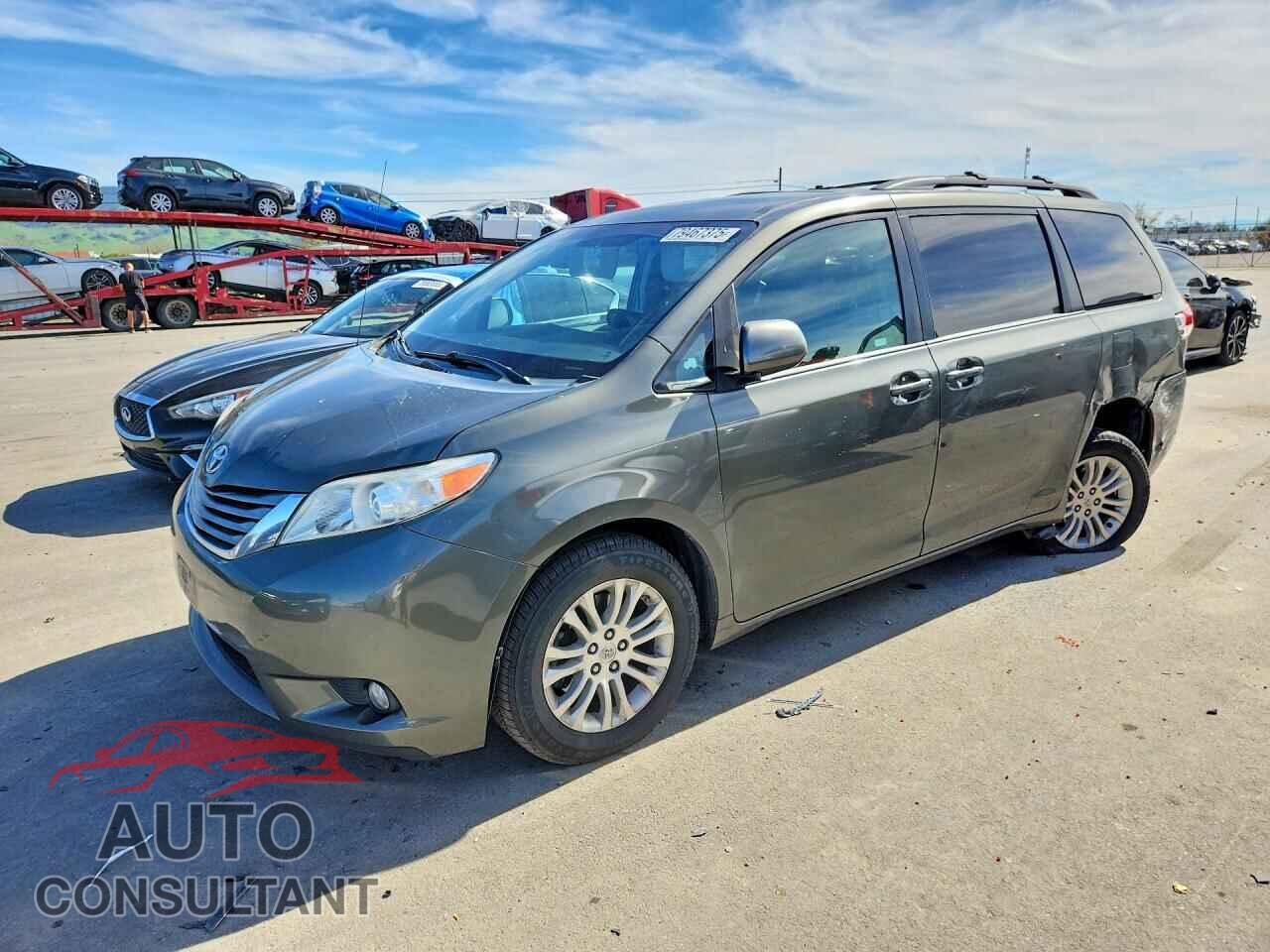 TOYOTA SIENNA 2013 - 5TDYK3DC8DS321709