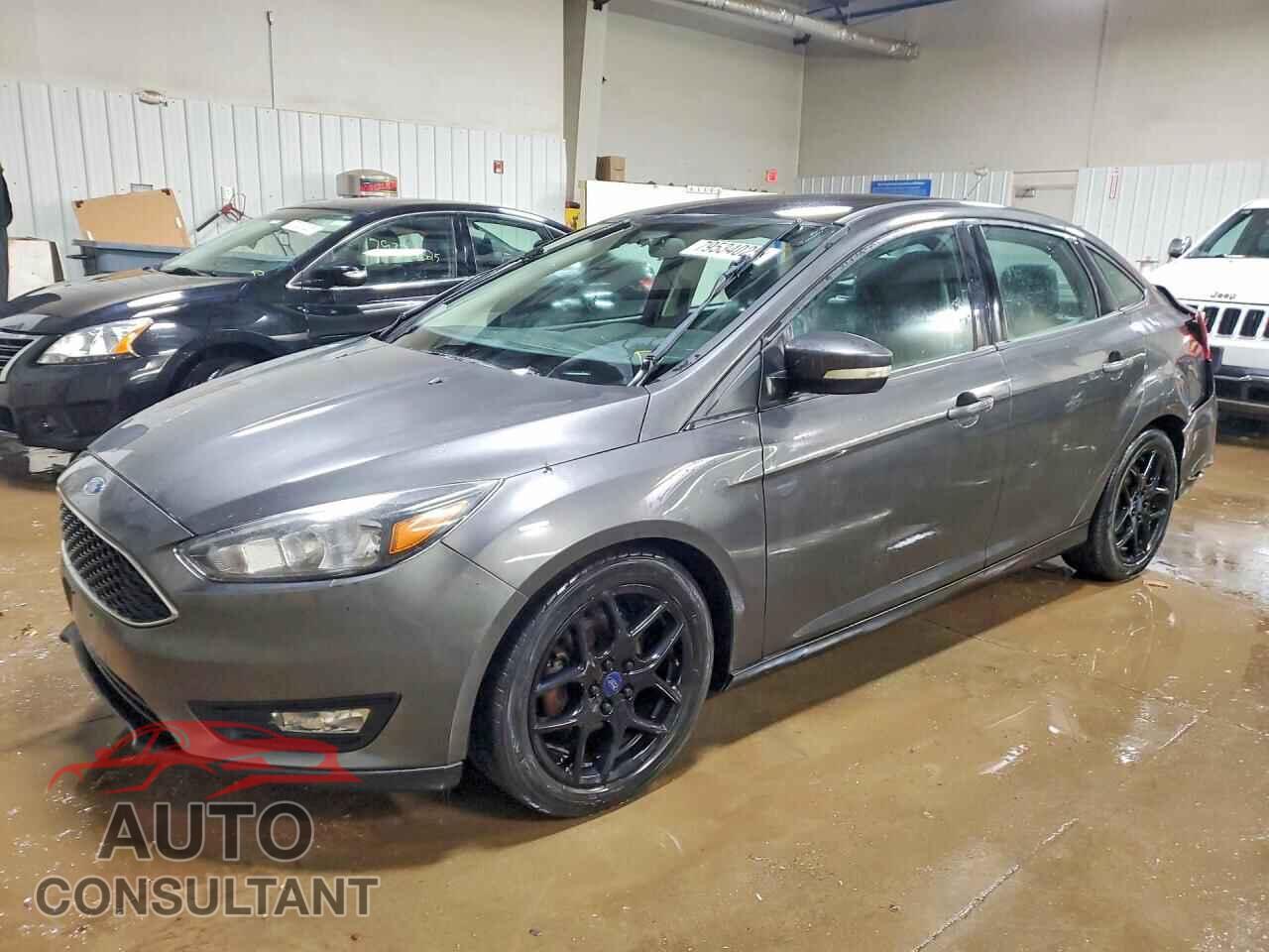 FORD FOCUS 2016 - 1FADP3F22GL302346