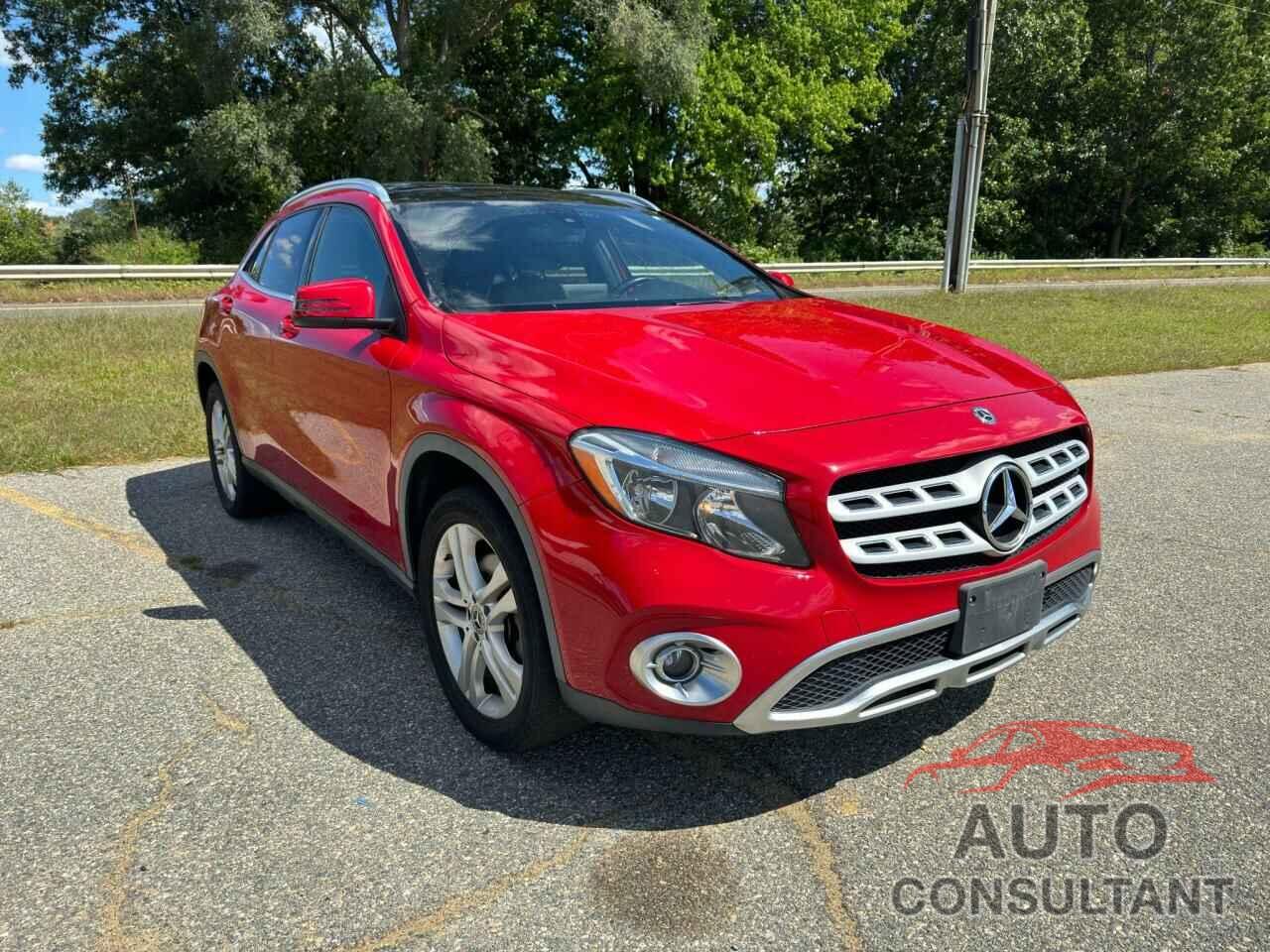 MERCEDES-BENZ GLA-CLASS 2019 - WDCTG4EB2KU009055