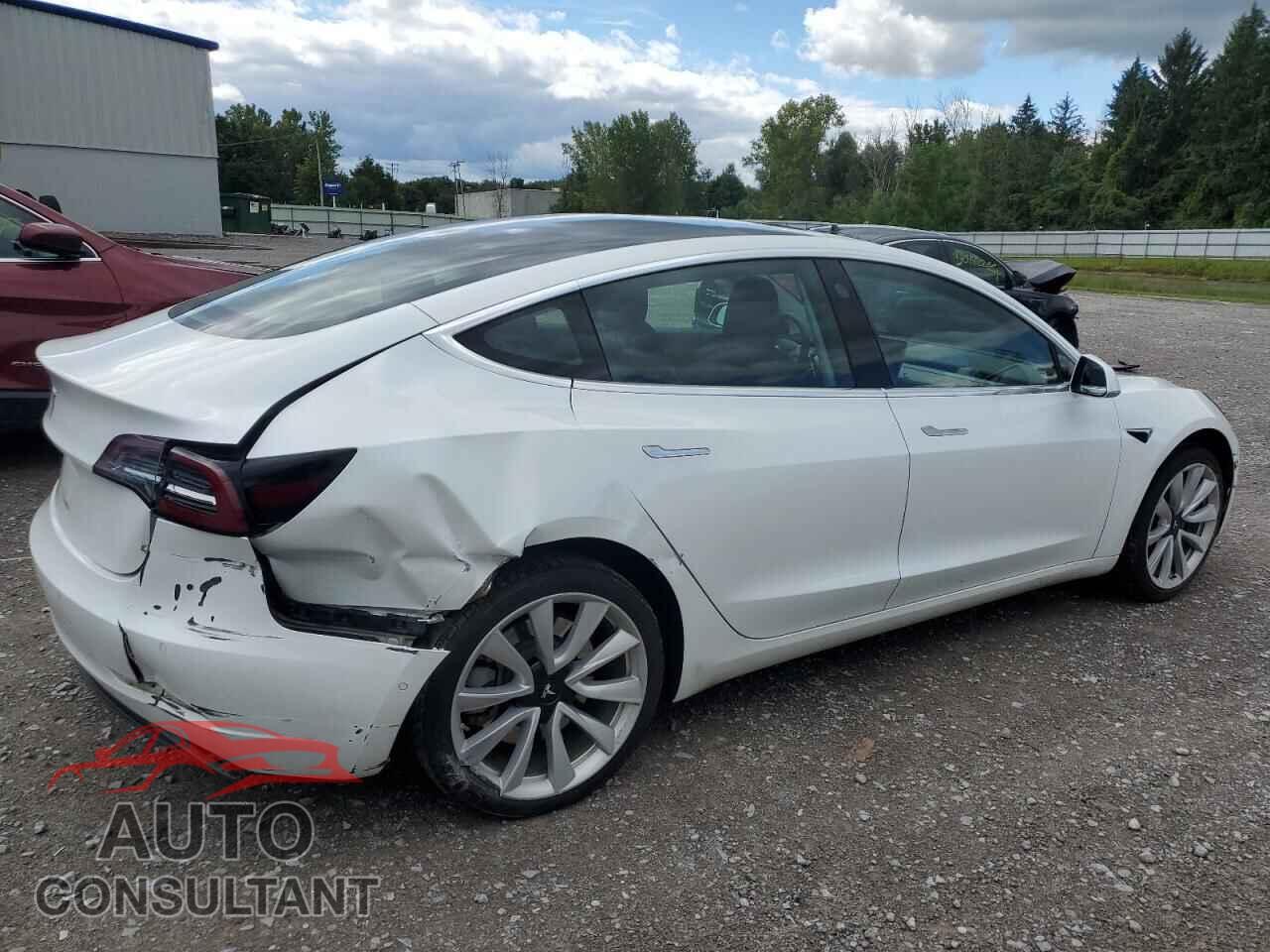 TESLA MODEL 3 2019 - 5YJ3E1EAXKF472569