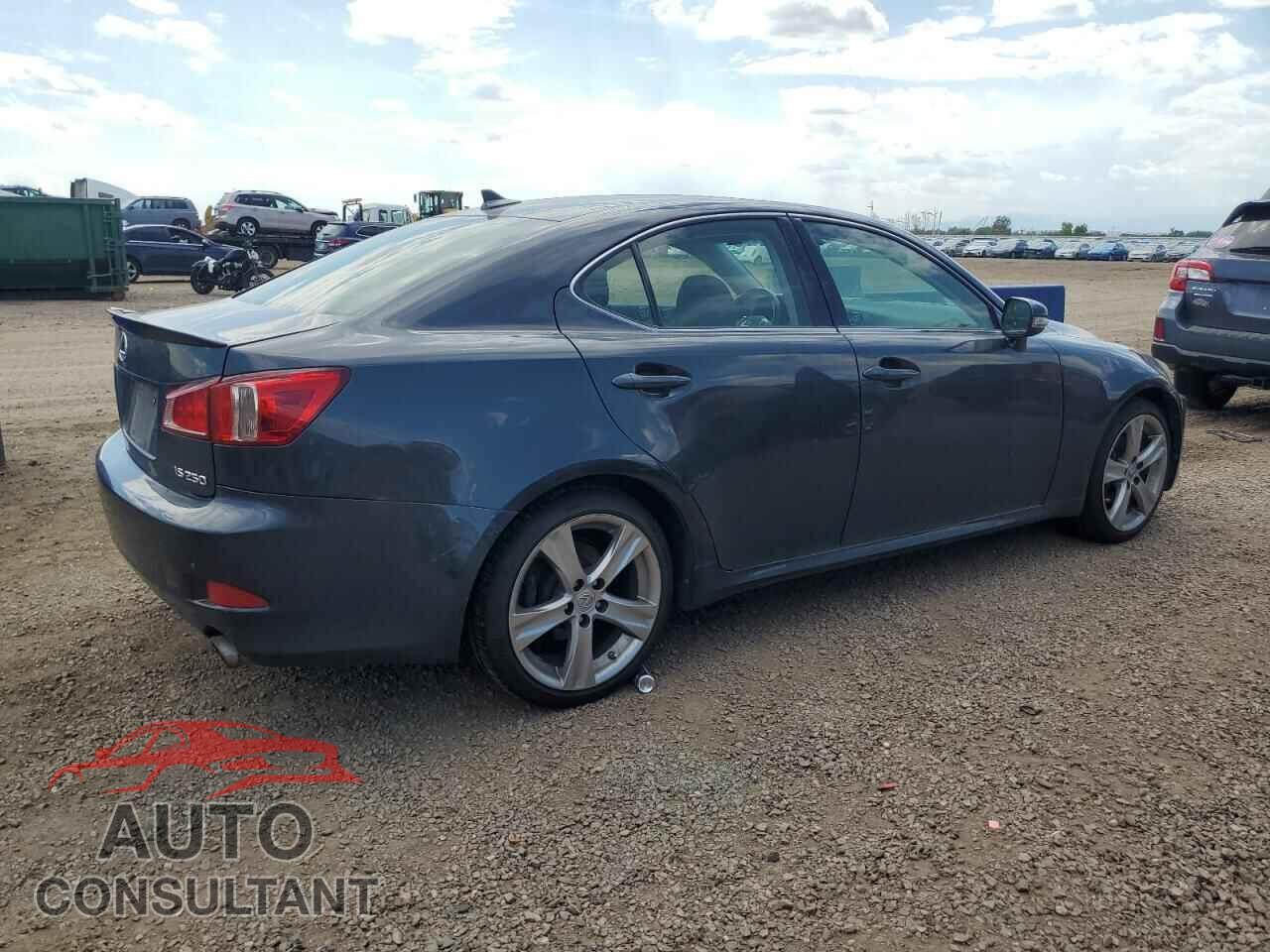 LEXUS IS 2011 - JTHBF5C25B5144410