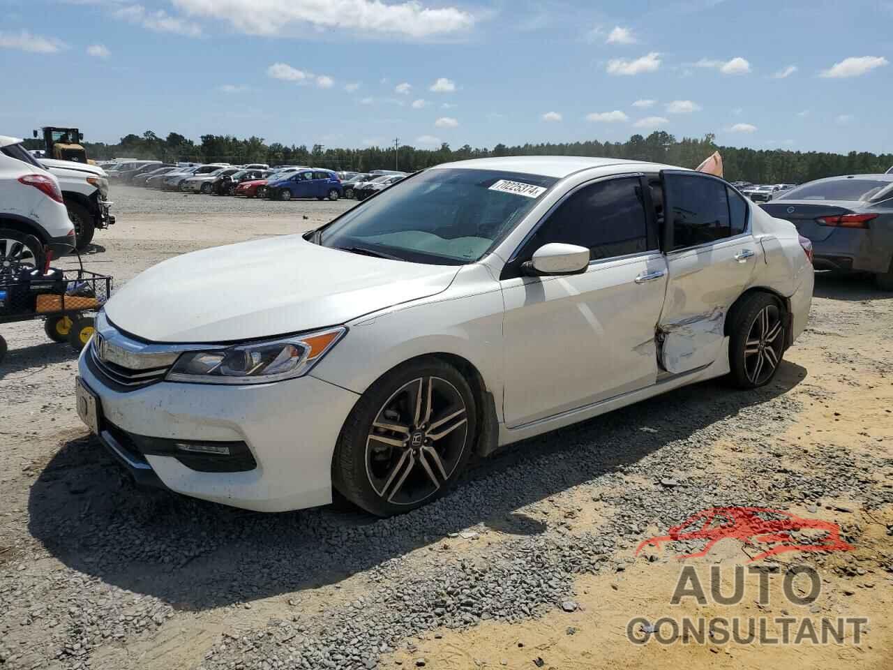 HONDA ACCORD 2017 - 1HGCR2F50HA106585