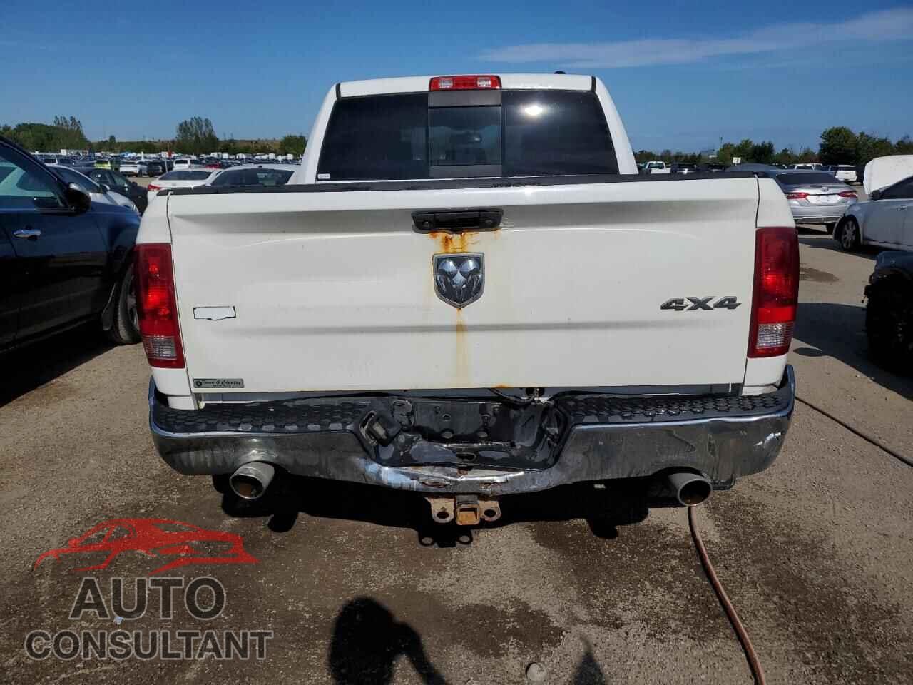 DODGE RAM 1500 2012 - 1C6RD7NT2CS120356