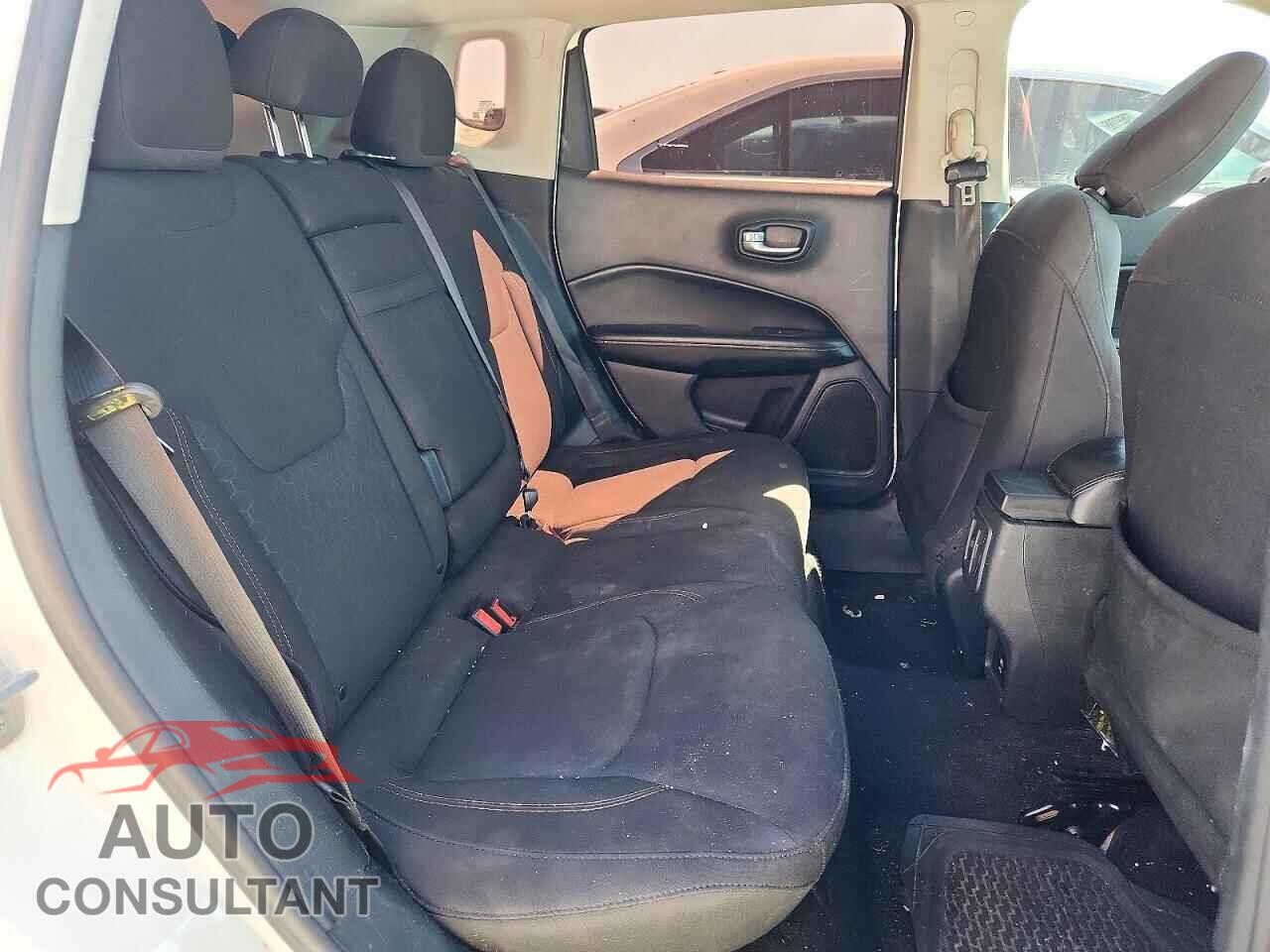 JEEP COMPASS 2017 - 3C4NJCAB6HT661079