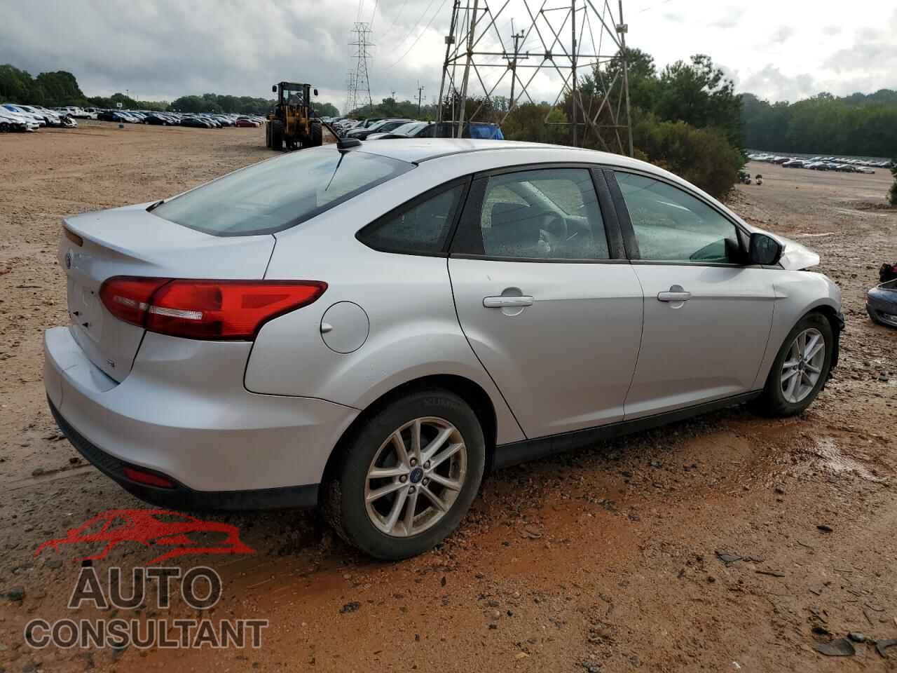 FORD FOCUS 2017 - 1FADP3F28HL320223