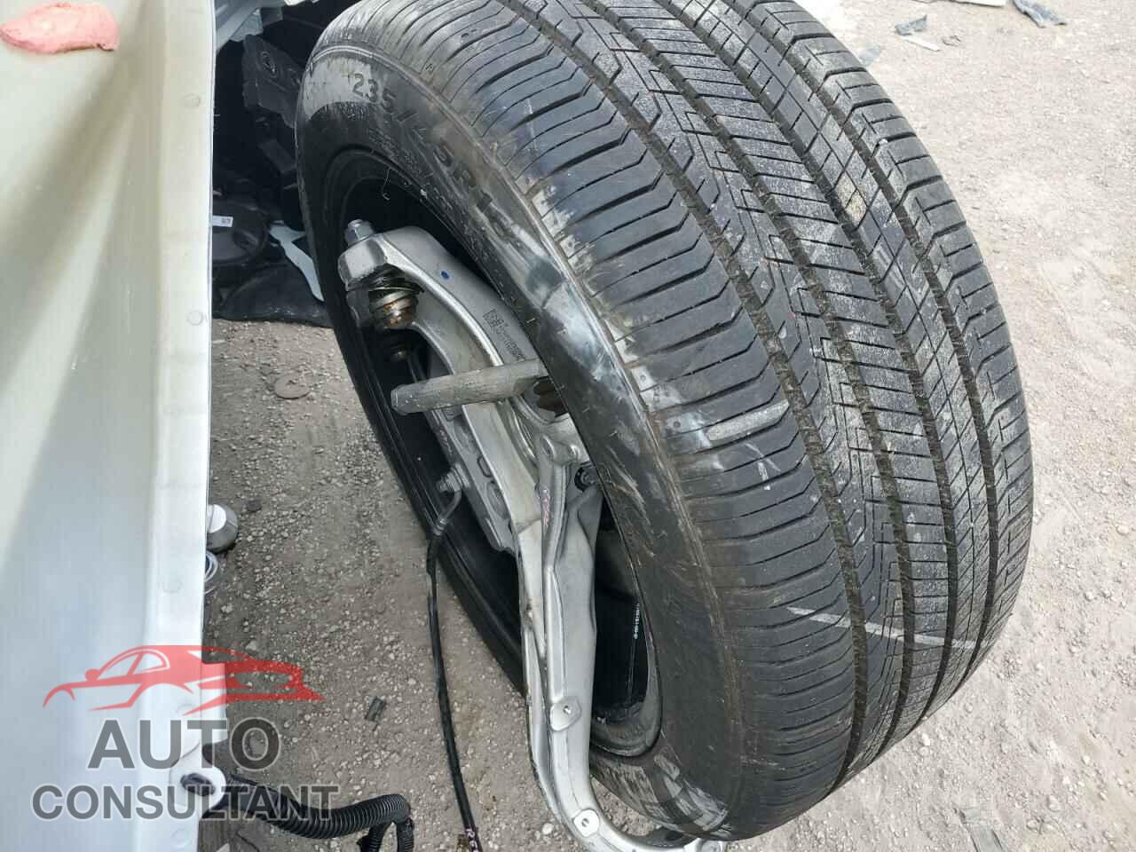 TESLA MODEL 3 2024 - 5YJ3E1EA7RF733070