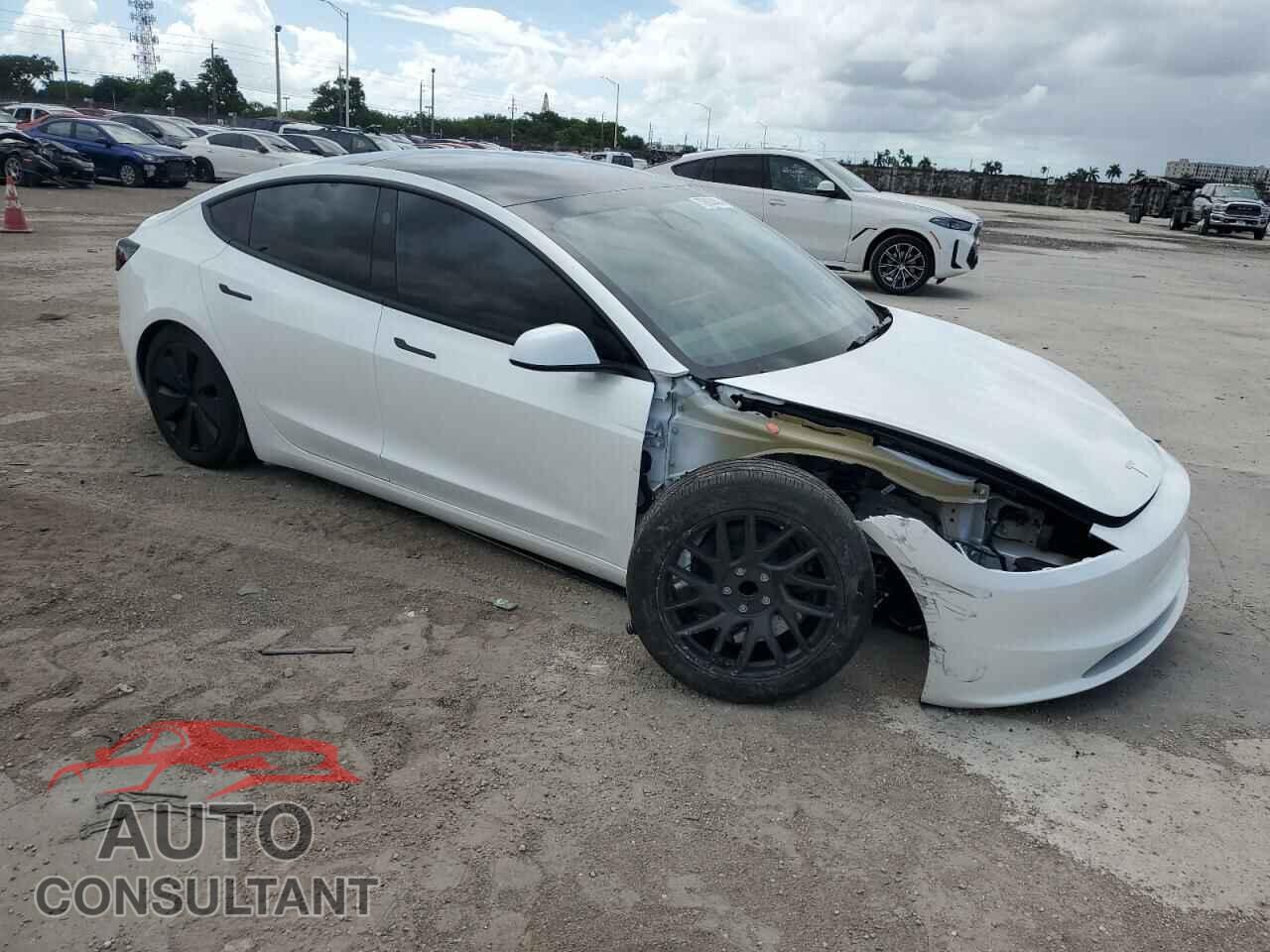 TESLA MODEL 3 2024 - 5YJ3E1EA7RF733070