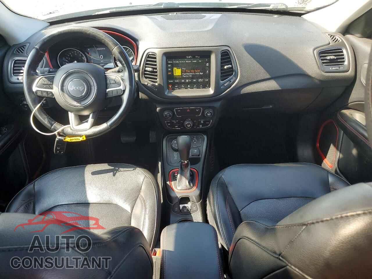 JEEP COMPASS 2018 - 3C4NJDDB0JT232186