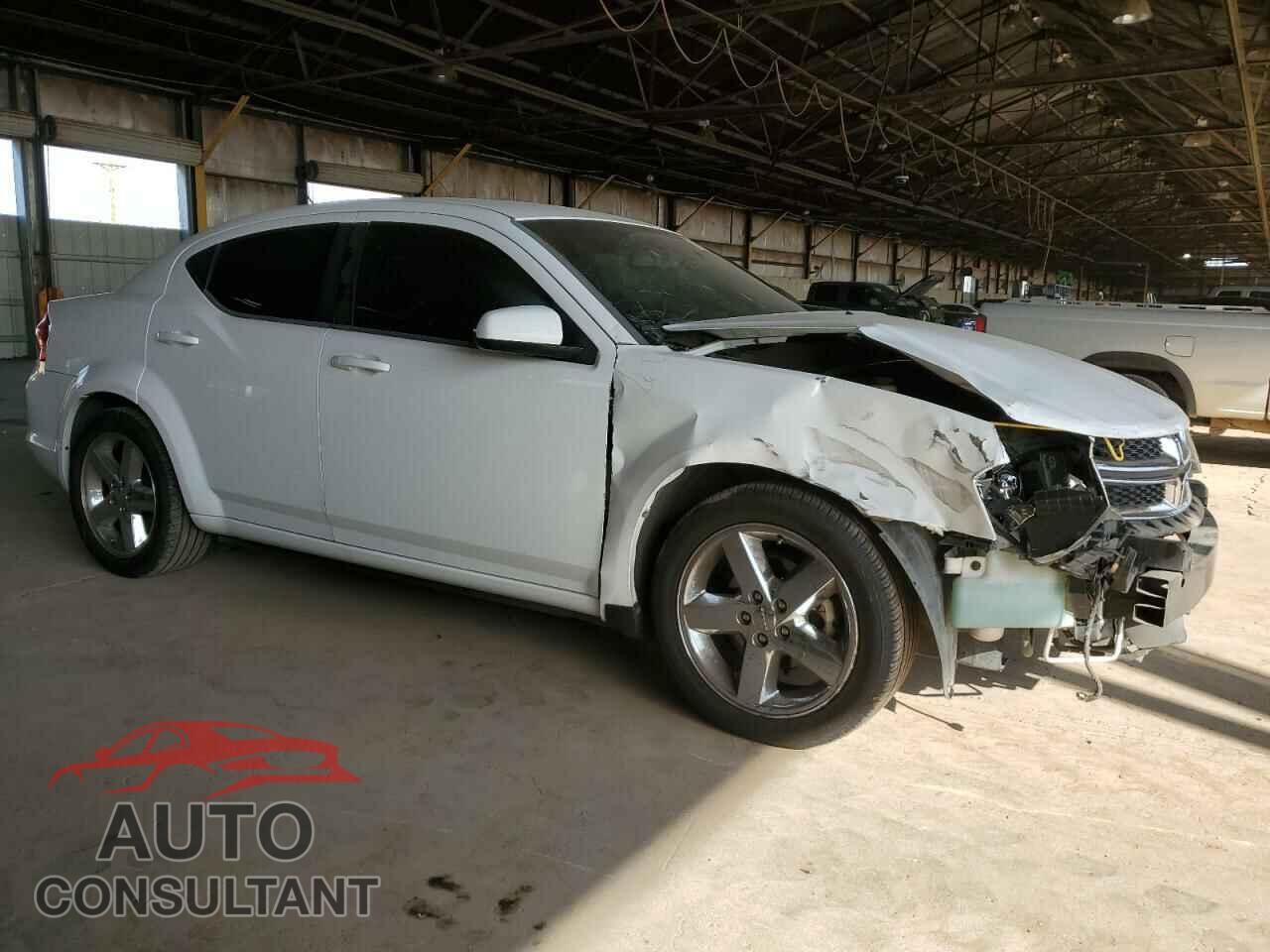DODGE AVENGER 2011 - 1B3BD2FB4BN548785