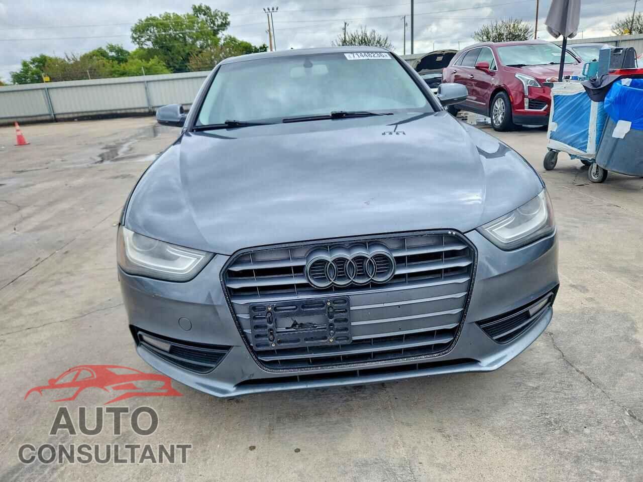 AUDI A4 2013 - WAUKFBFL9DA141120