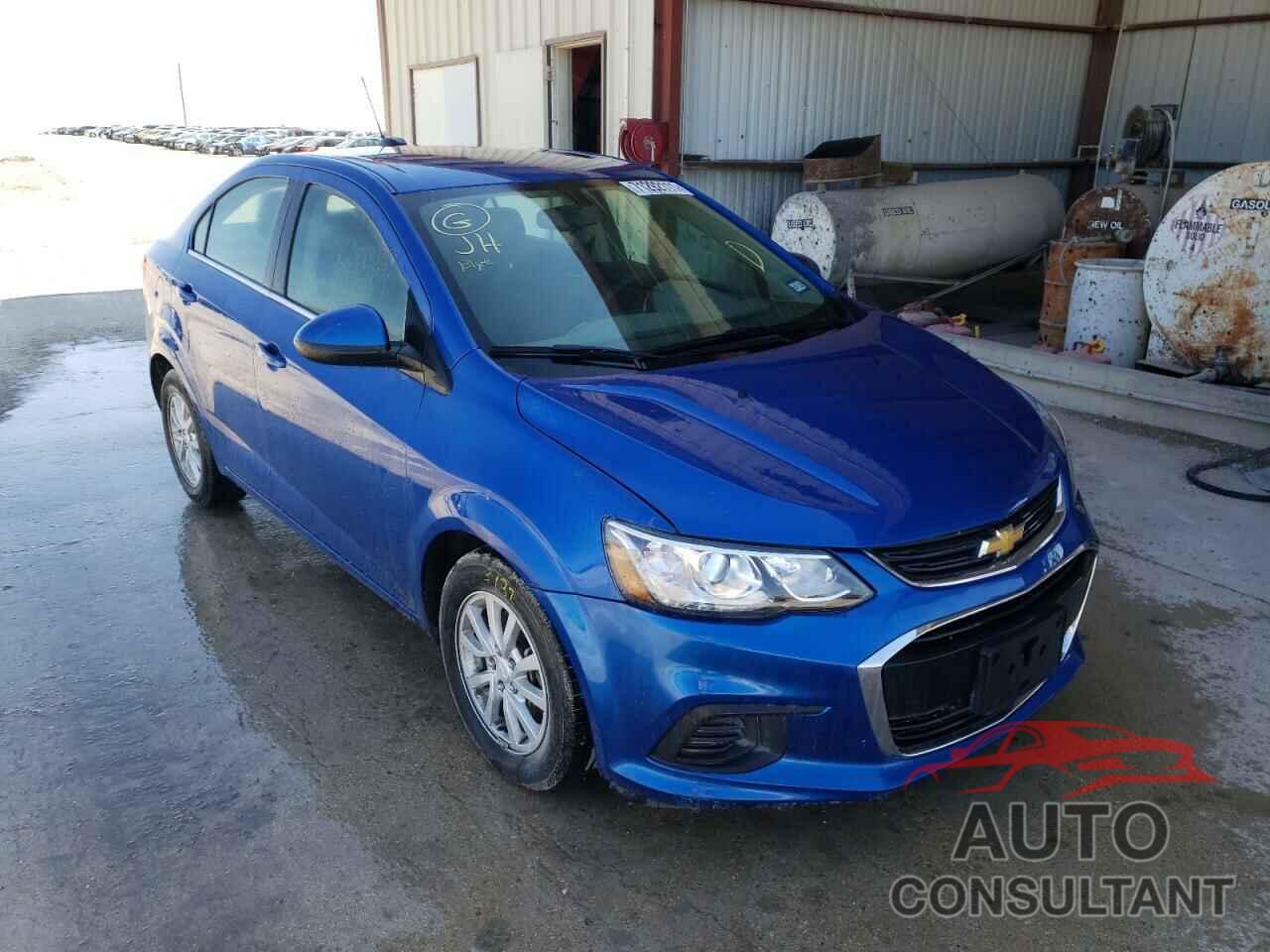 CHEVROLET SONIC 2018 - 1G1JD5SH2J4102704