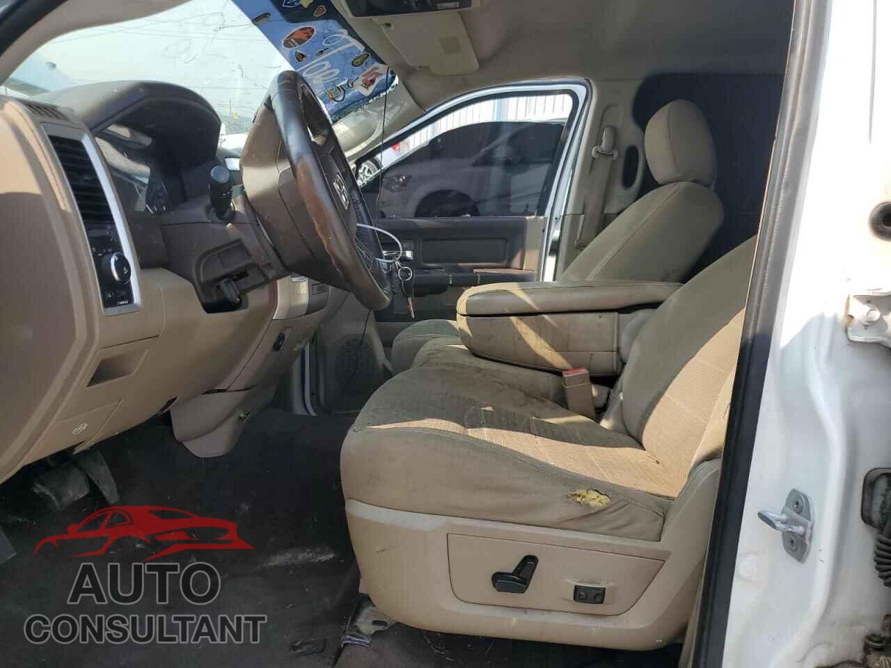 DODGE RAM 1500 2012 - 1C6RD7LT2CS145809