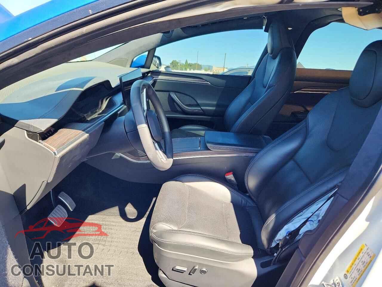 TESLA MODEL X 2023 - 7SAXCAE54PF403607