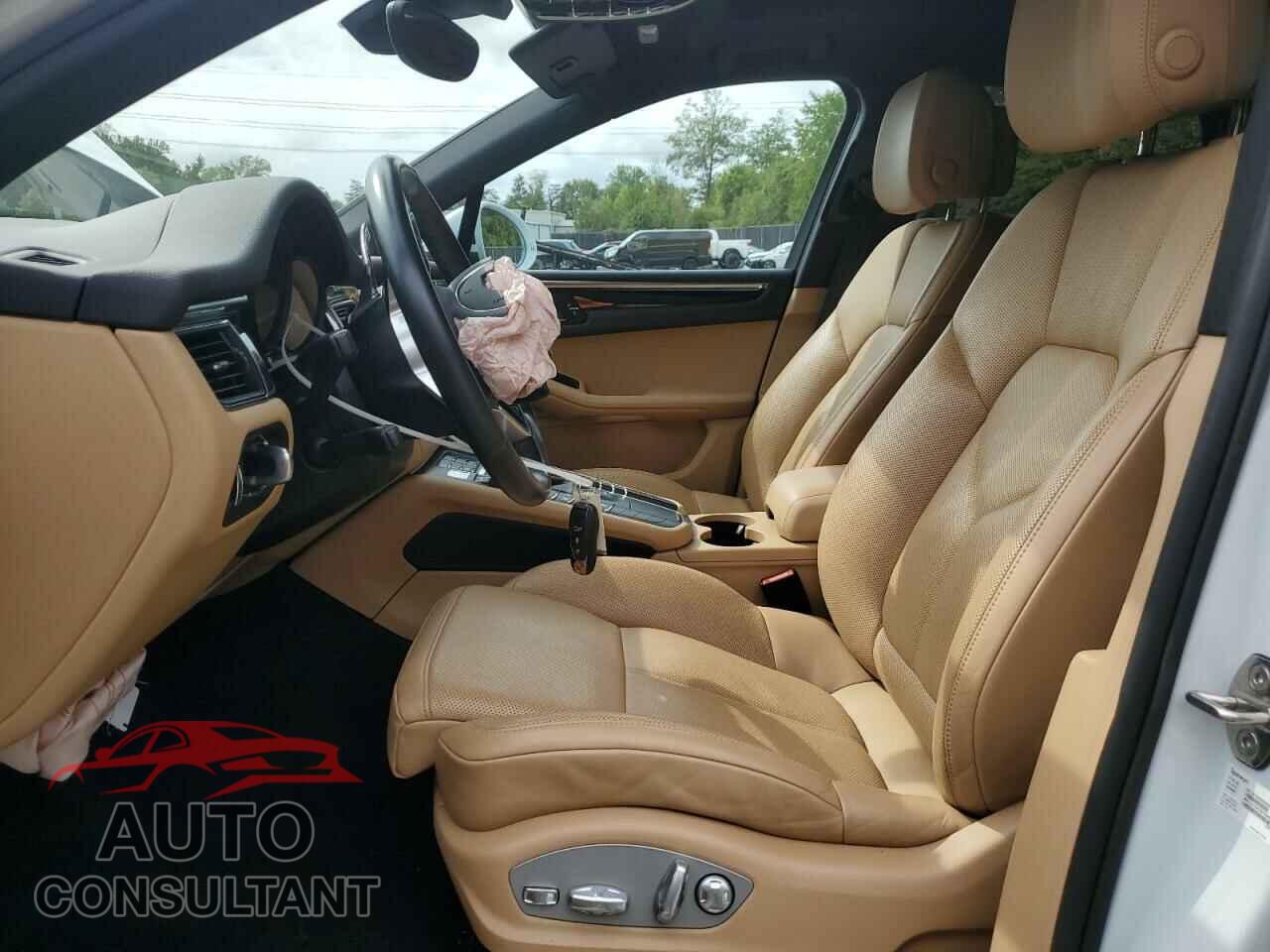 PORSCHE MACAN 2017 - WP1AA2A59HLB04650