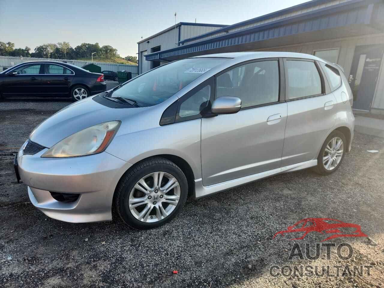 HONDA FIT 2011 - JHMGE8H52BC017347