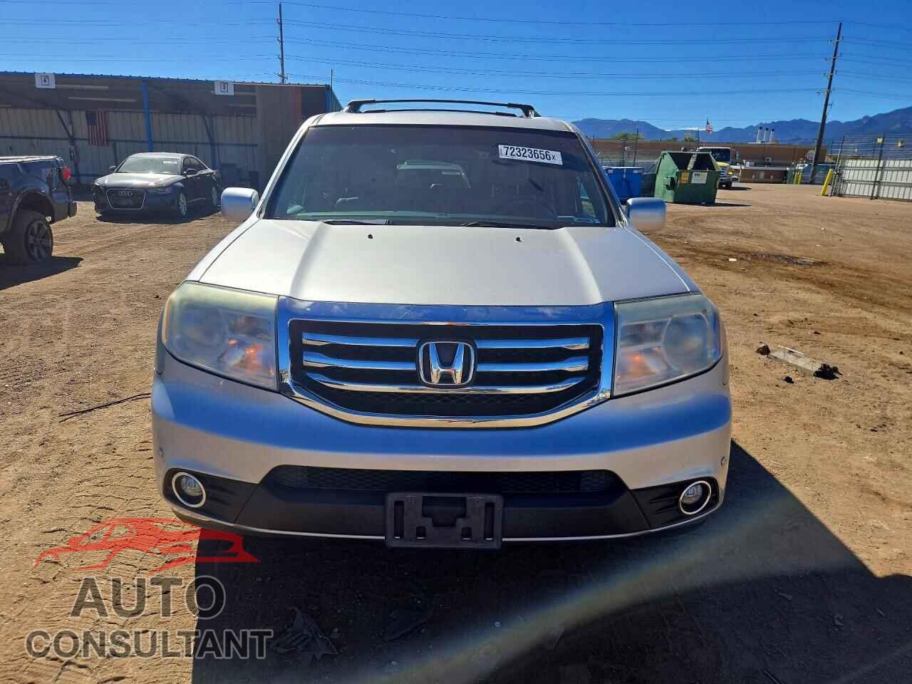 HONDA PILOT 2015 - 5FNYF4H92FB036228