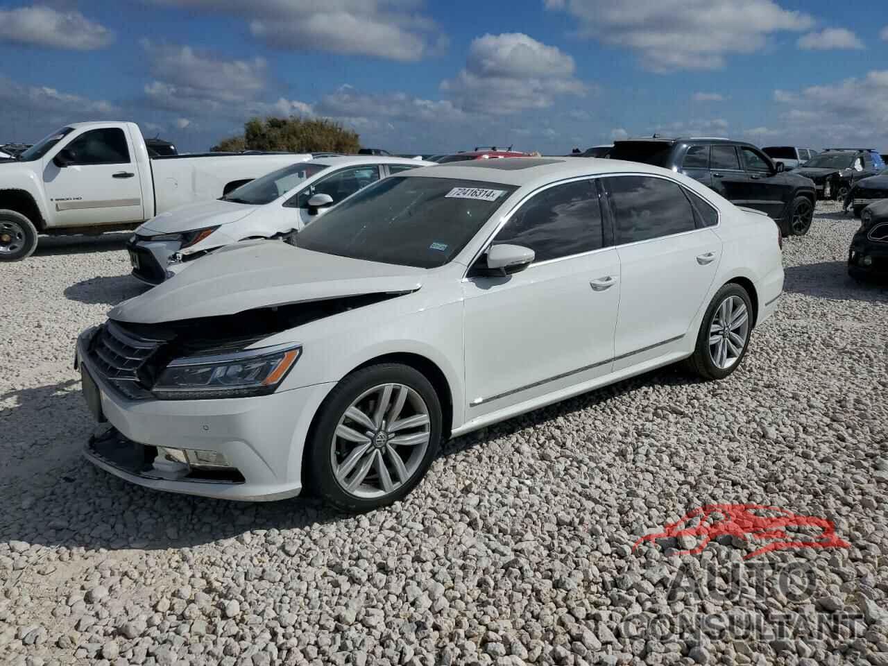 VOLKSWAGEN PASSAT 2017 - 1VWGT7A38HC048828