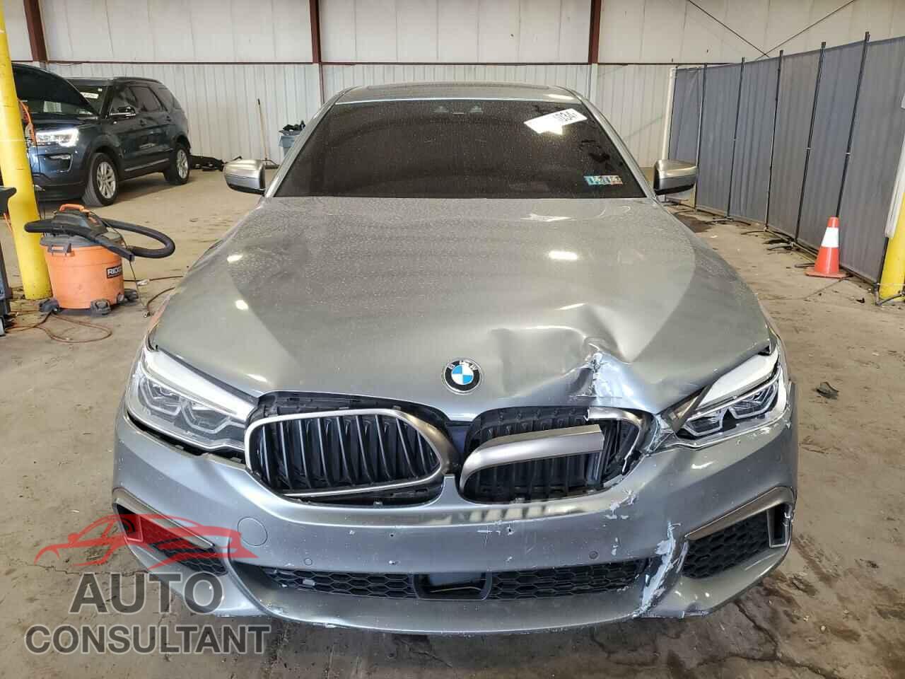 BMW M5 2018 - WBAJB9C5XJG463778