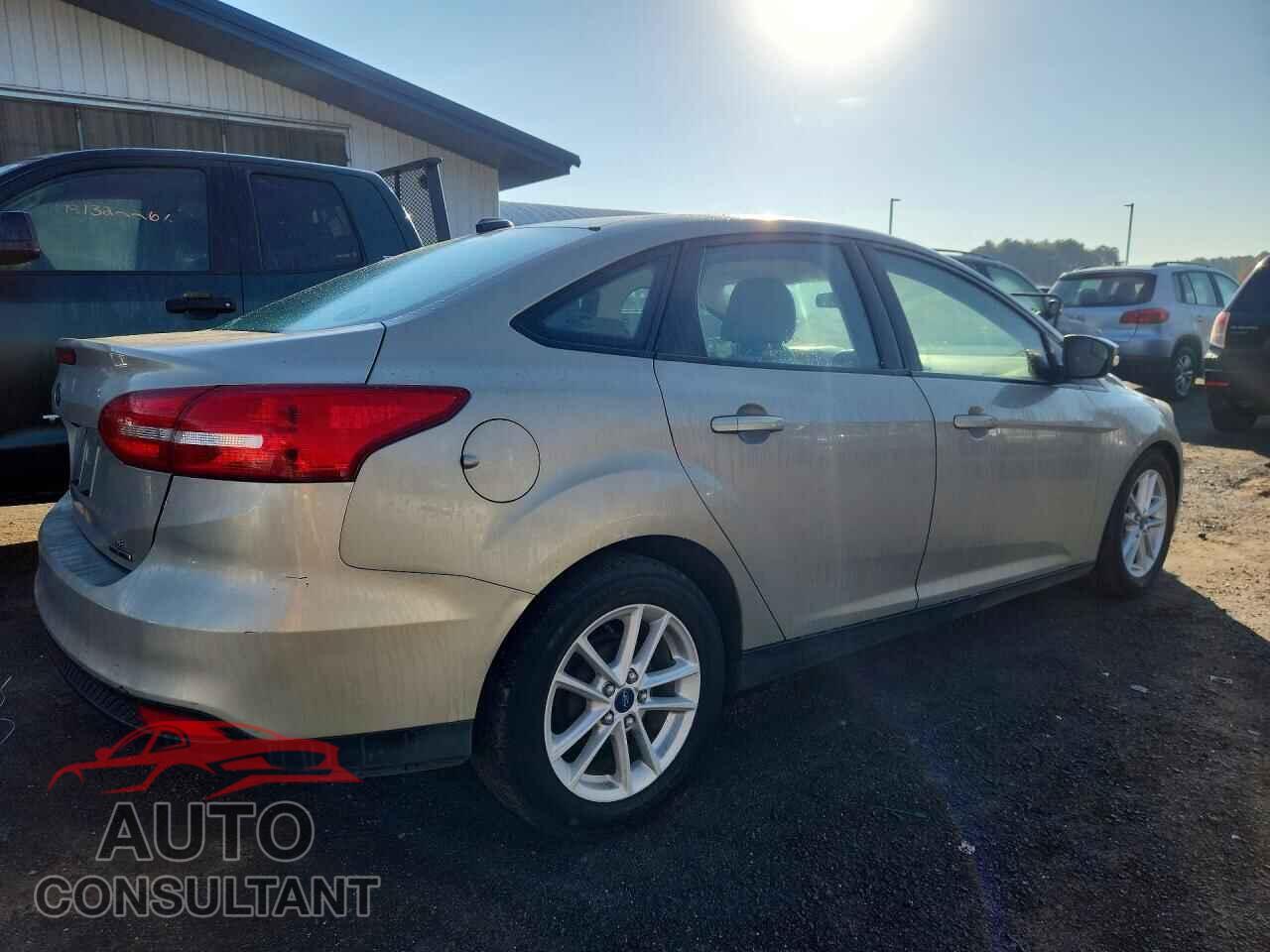 FORD FOCUS 2015 - 1FADP3F22FL227288