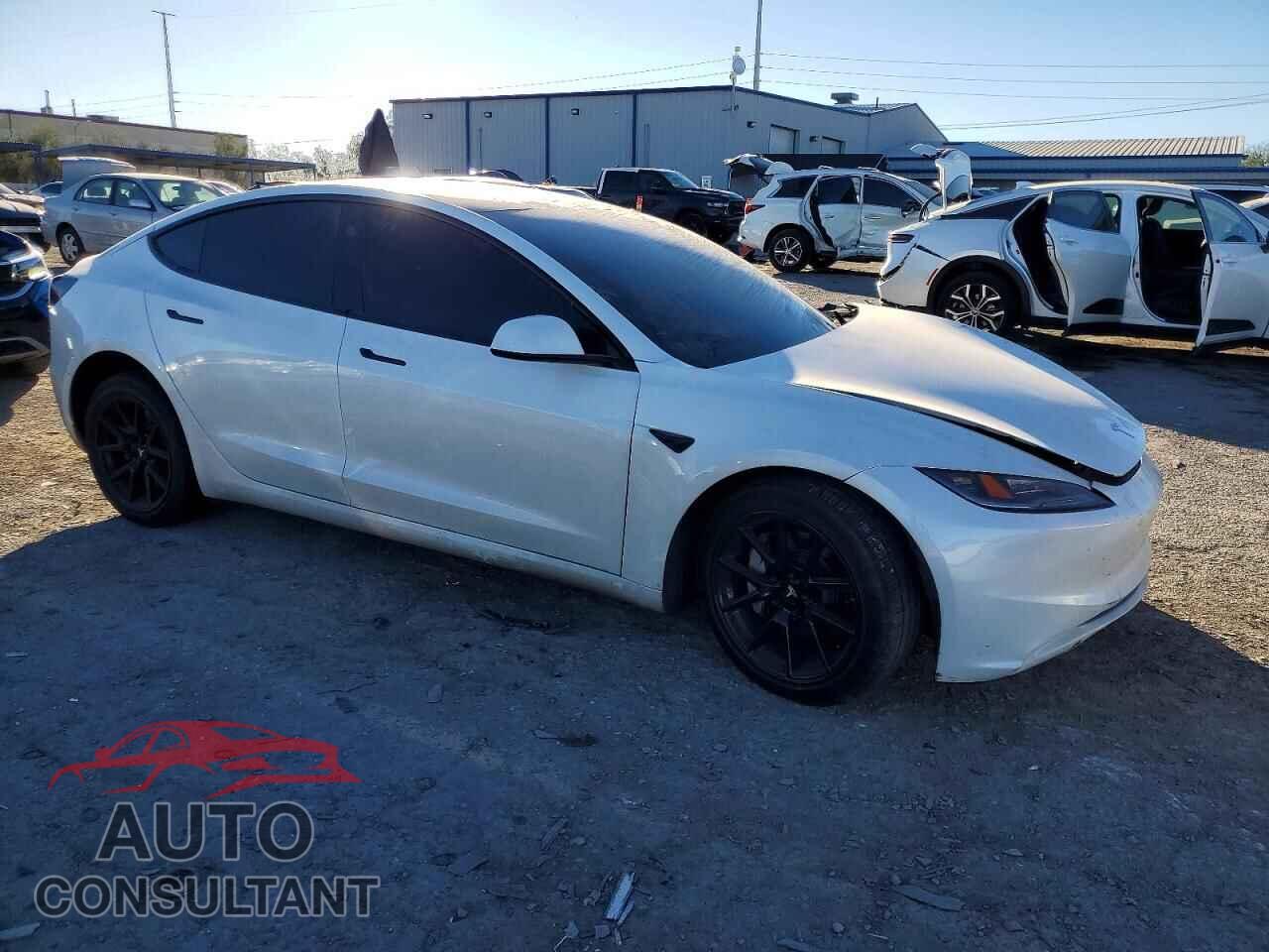 TESLA MODEL 3 2024 - 5YJ3E1EB0RF834752