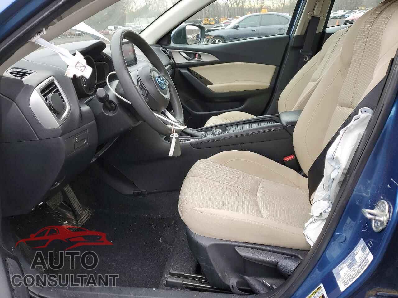 MAZDA 3 2017 - 3MZBN1U77HM133285