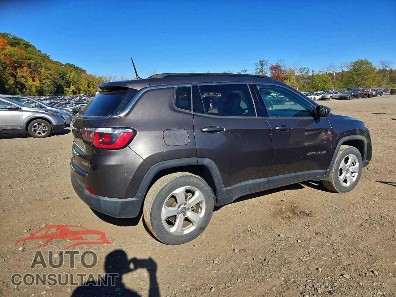 JEEP COMPASS 2018 - 3C4NJDBB5JT403548