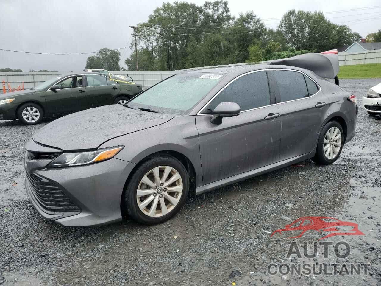 TOYOTA CAMRY 2018 - 4T1B11HK7JU572285