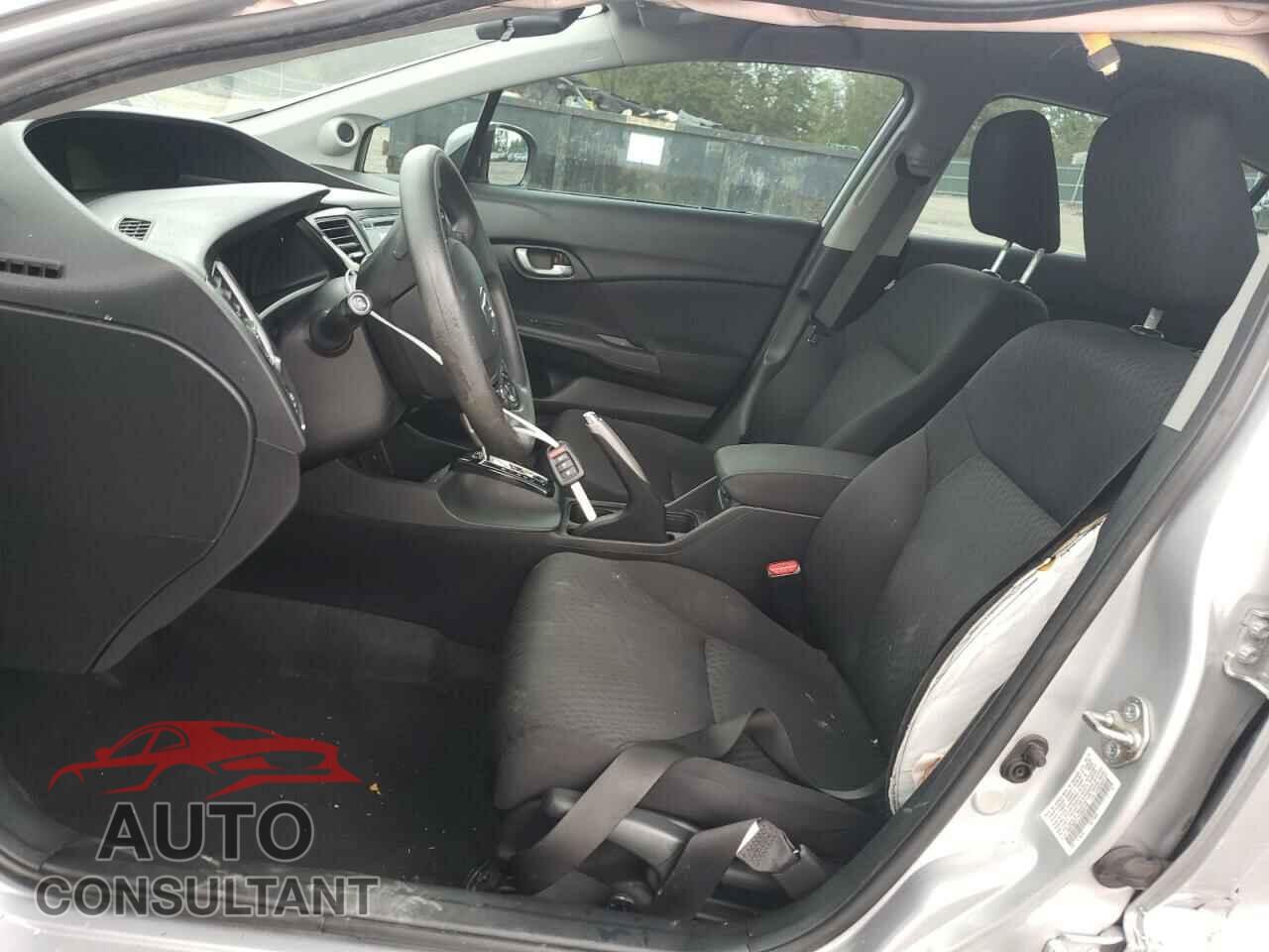 HONDA CIVIC 2015 - 19XFB2F77FE003725