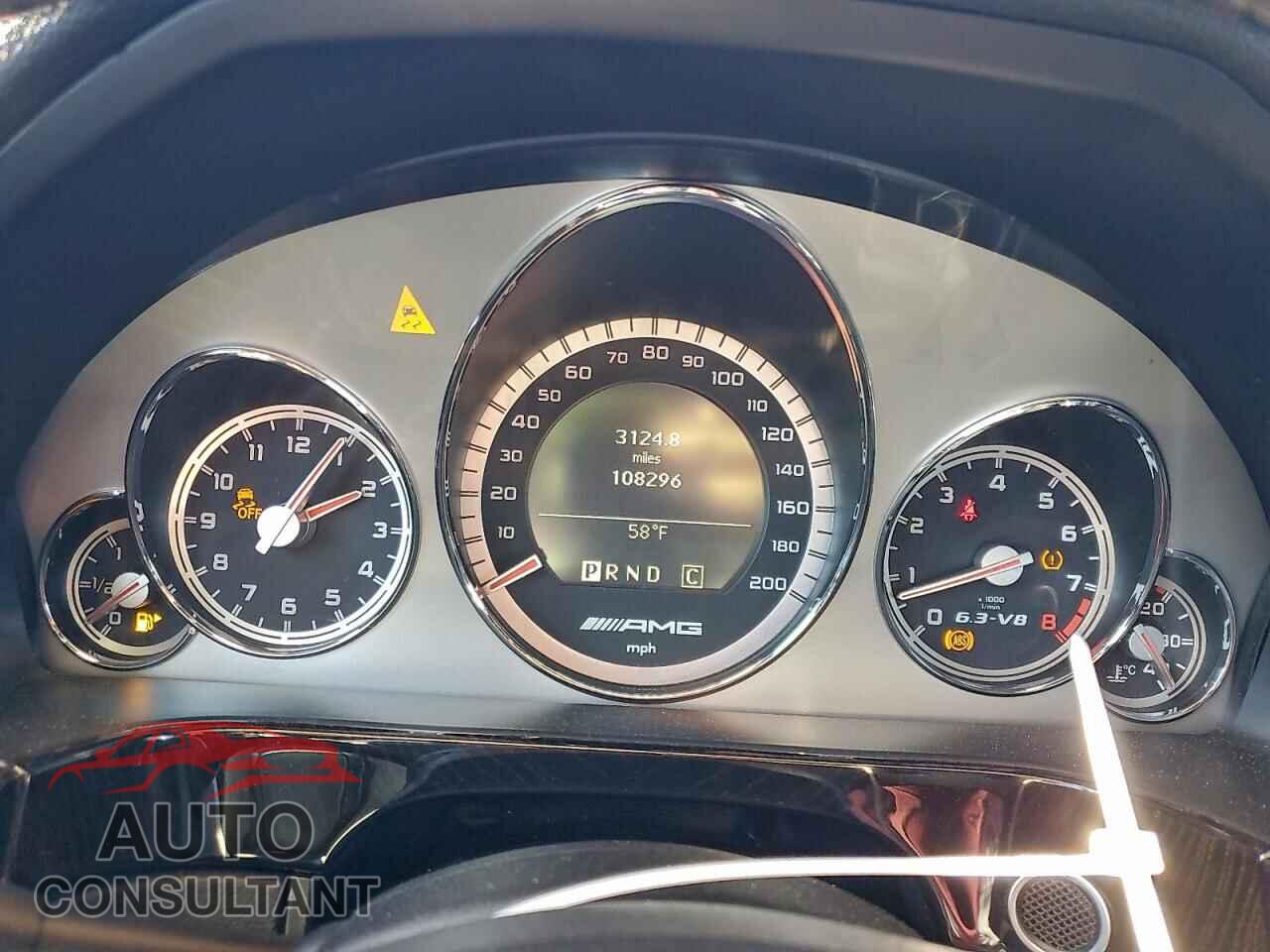 MERCEDES-BENZ E-CLASS 2011 - WDDHF7HB5BA285426