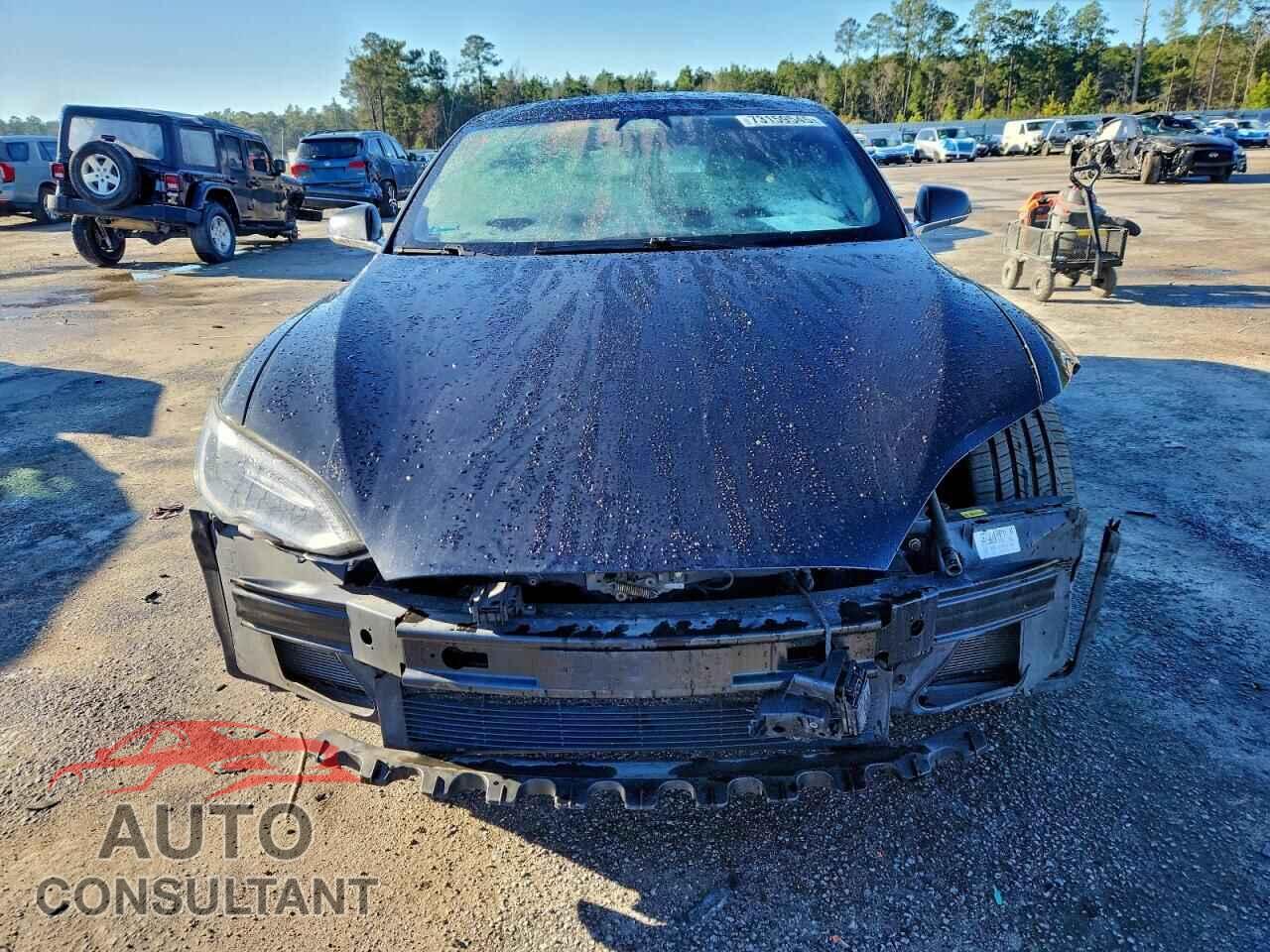 TESLA MODEL S 2018 - 5YJSA1E22JF276687